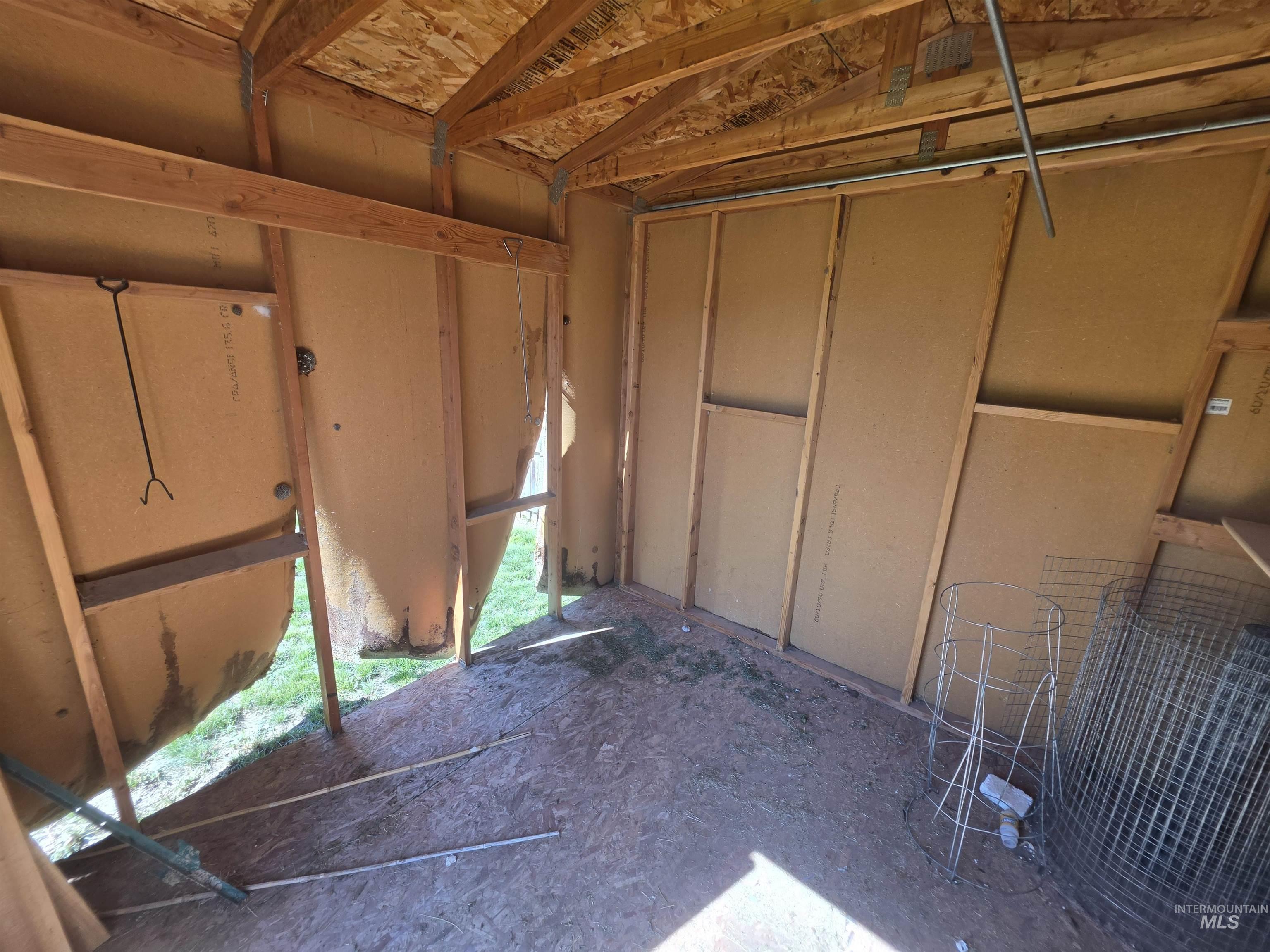 1431 Autumn Way Property Photo 25
