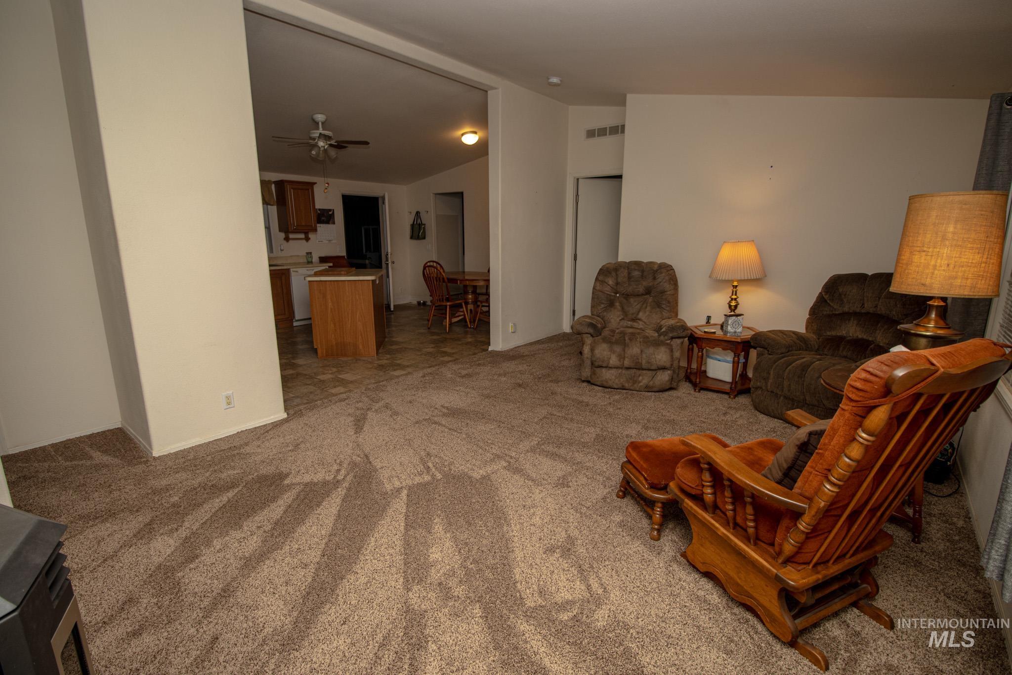 13612 Michael Dr Property Photo 13
