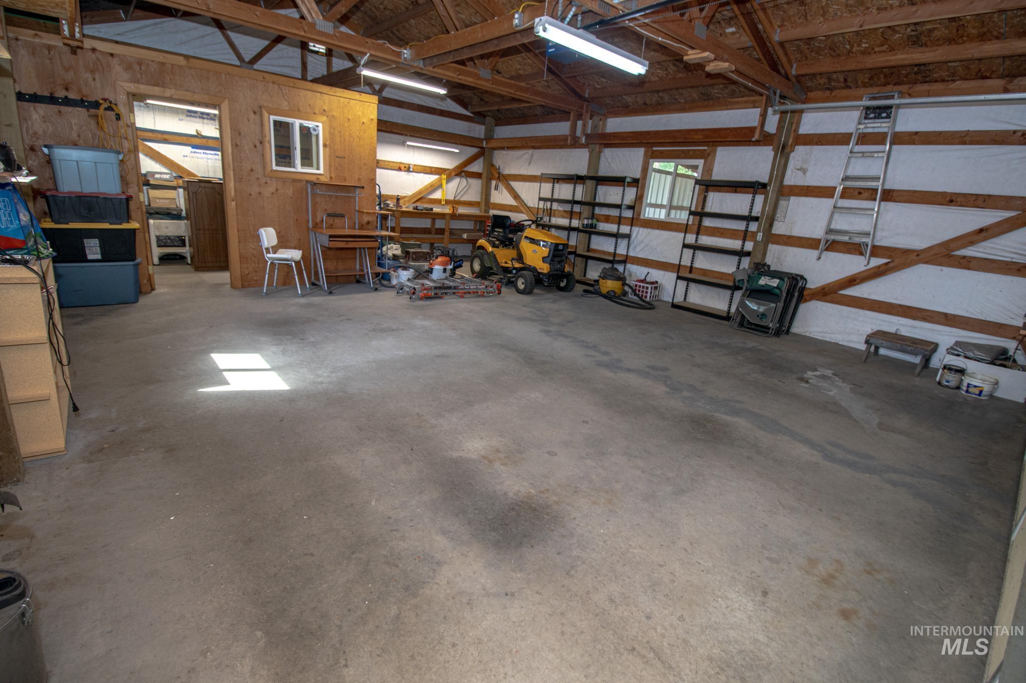13612 Michael Dr Property Photo 26