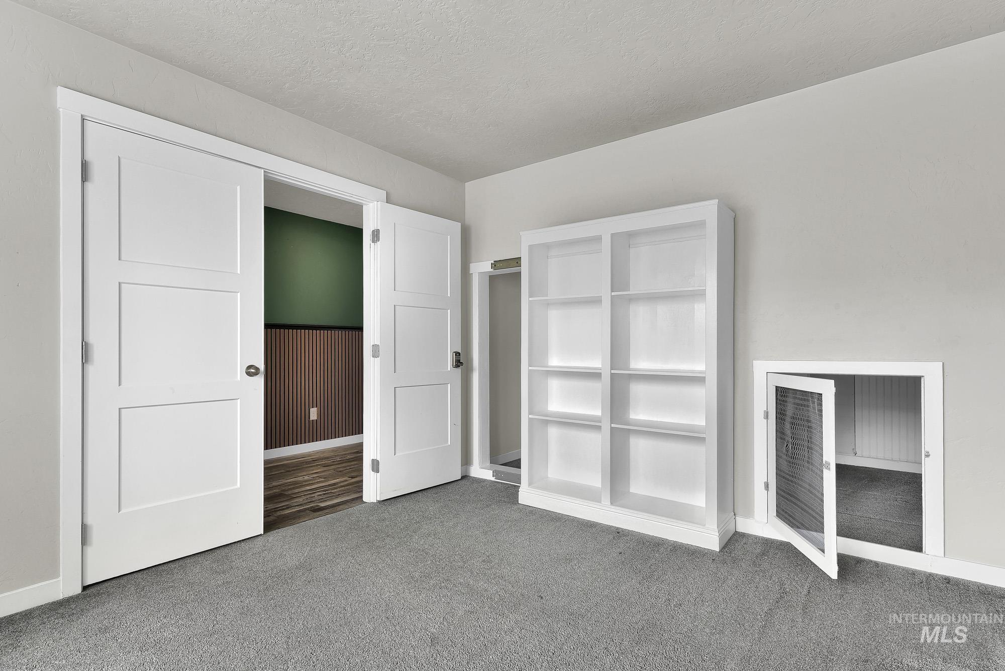10350 Longtail Dr Property Photo 6