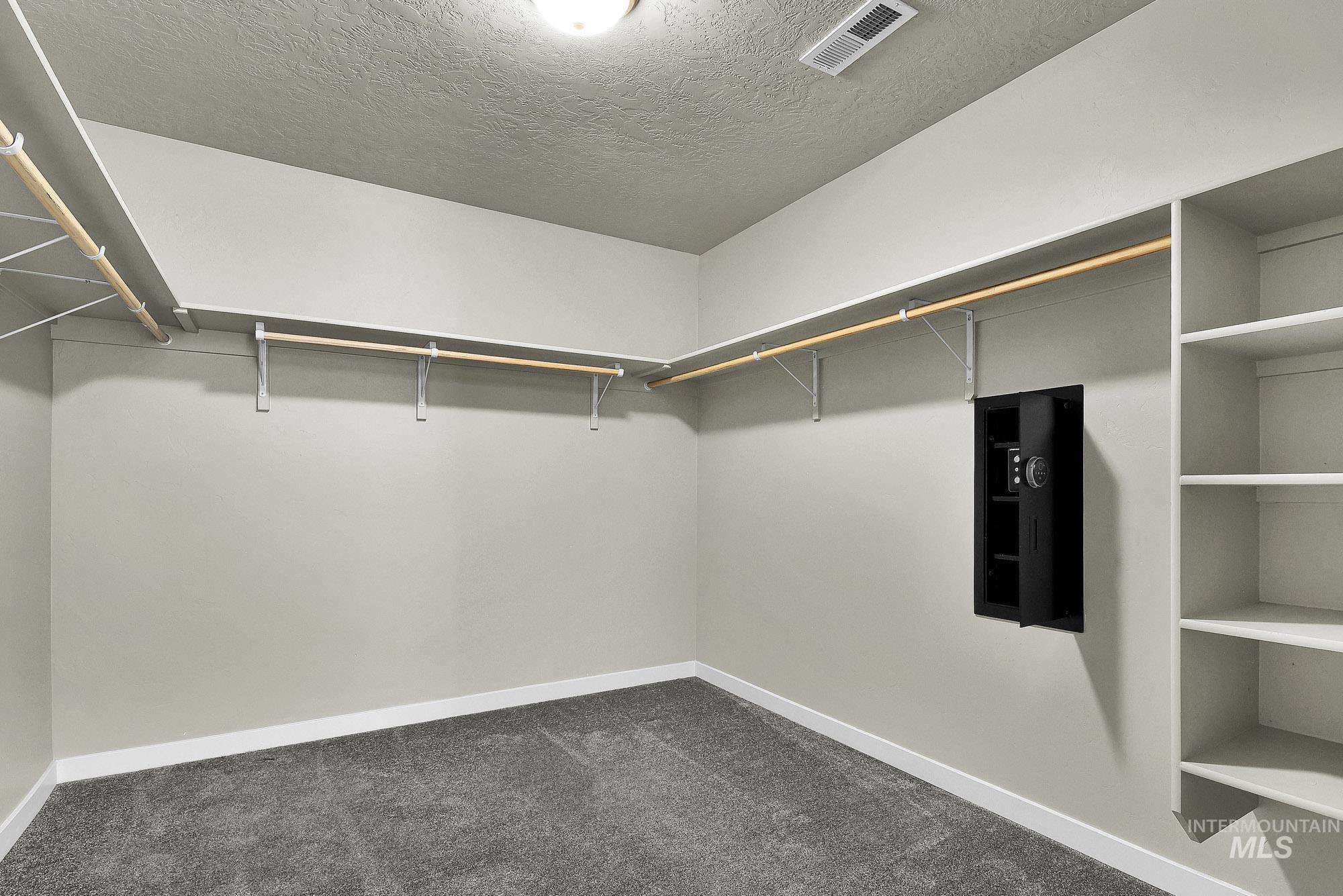 10350 Longtail Dr Property Photo 30
