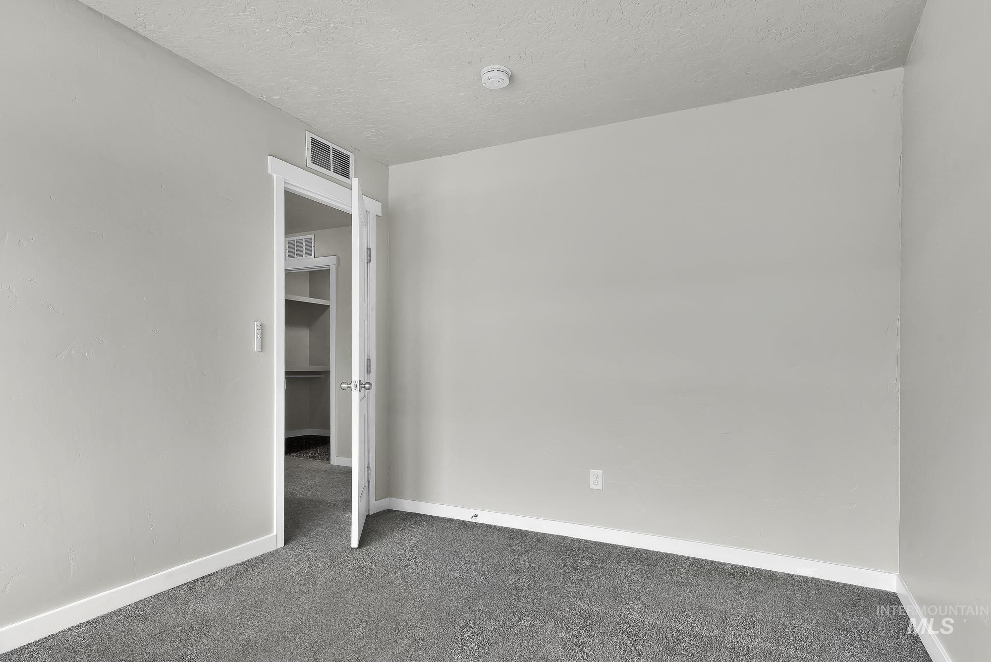 10350 Longtail Dr Property Photo 32