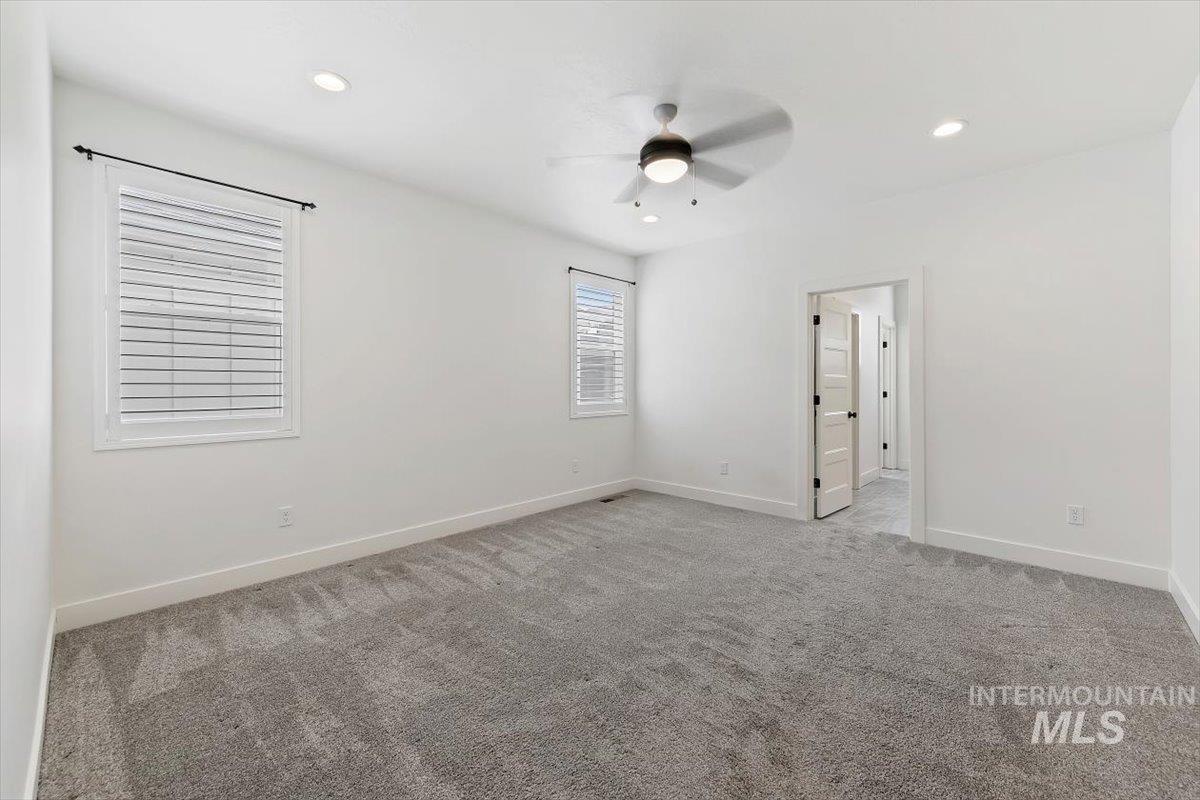 1811 E Knobcone Drive Property Photo 22