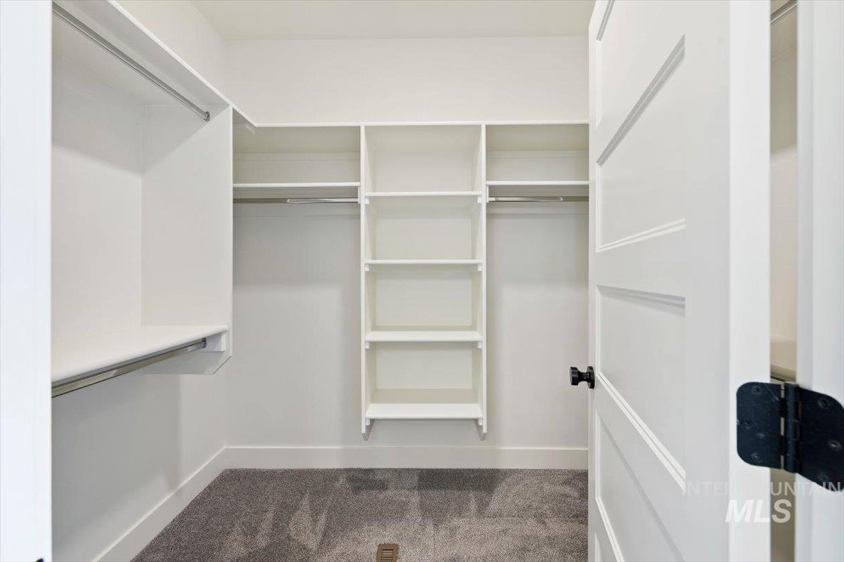 1811 E Knobcone Drive Property Photo 28