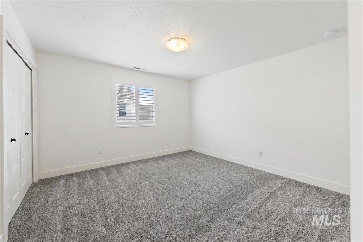 1811 E Knobcone Drive Property Photo 35