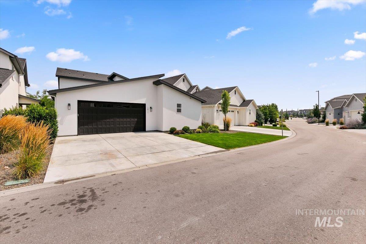 1811 E Knobcone Drive Property Photo 43