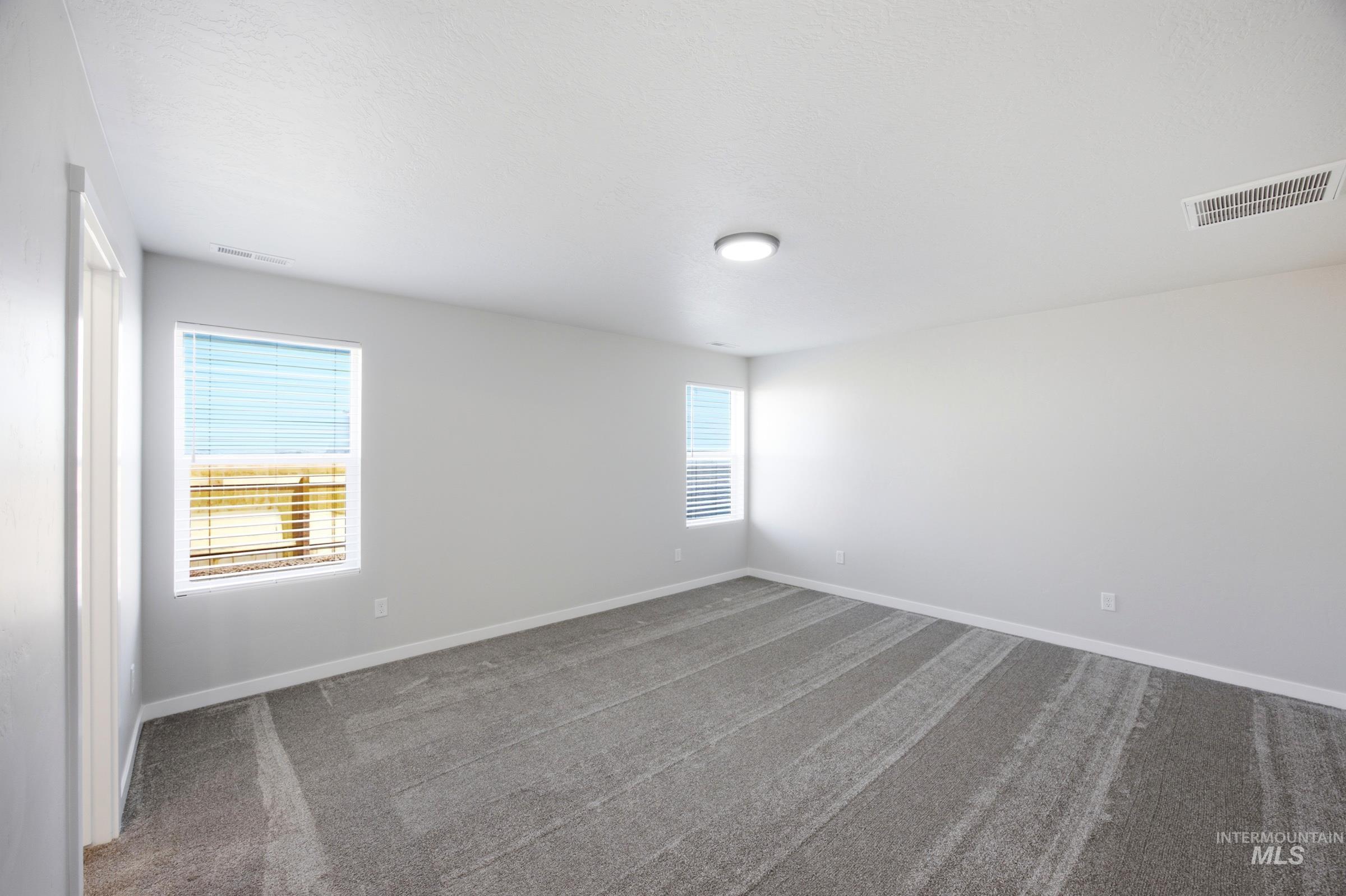 1085 Grass Pond Ave Property Photo 11