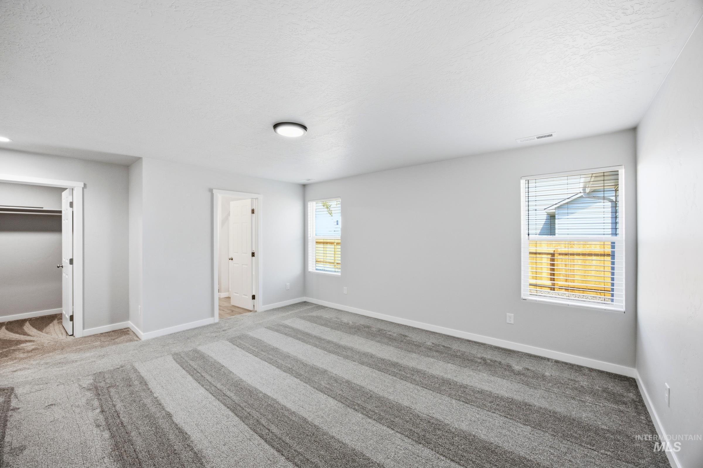 1085 Grass Pond Ave Property Photo 12