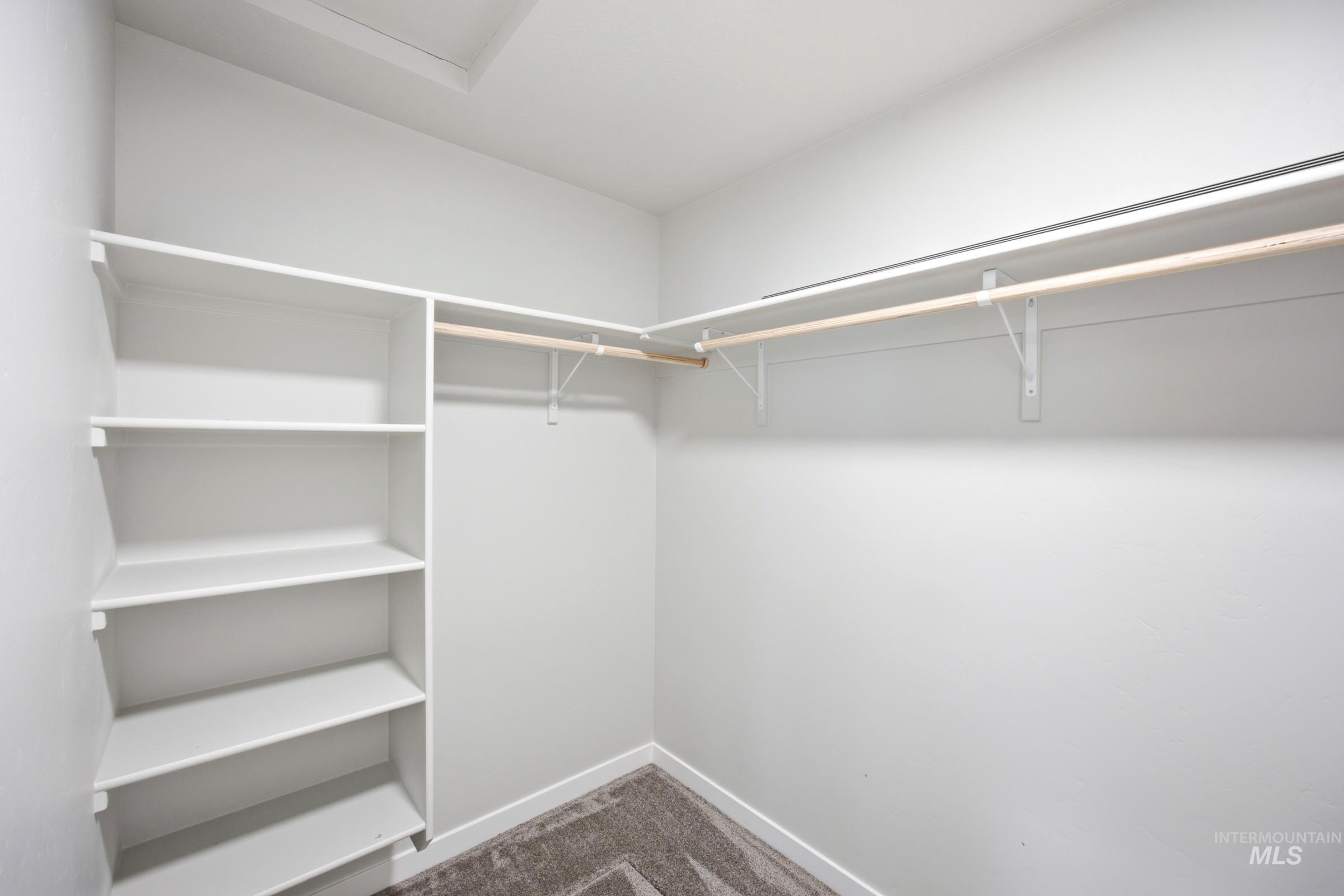 1085 Grass Pond Ave Property Photo 15