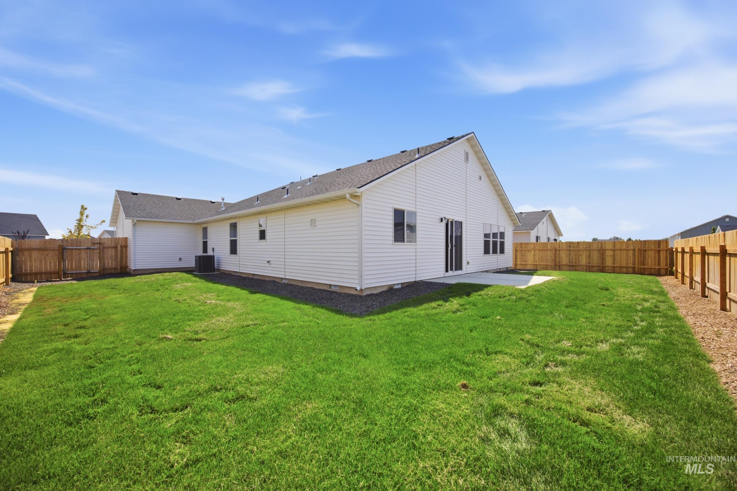 1085 Grass Pond Ave Property Photo 25
