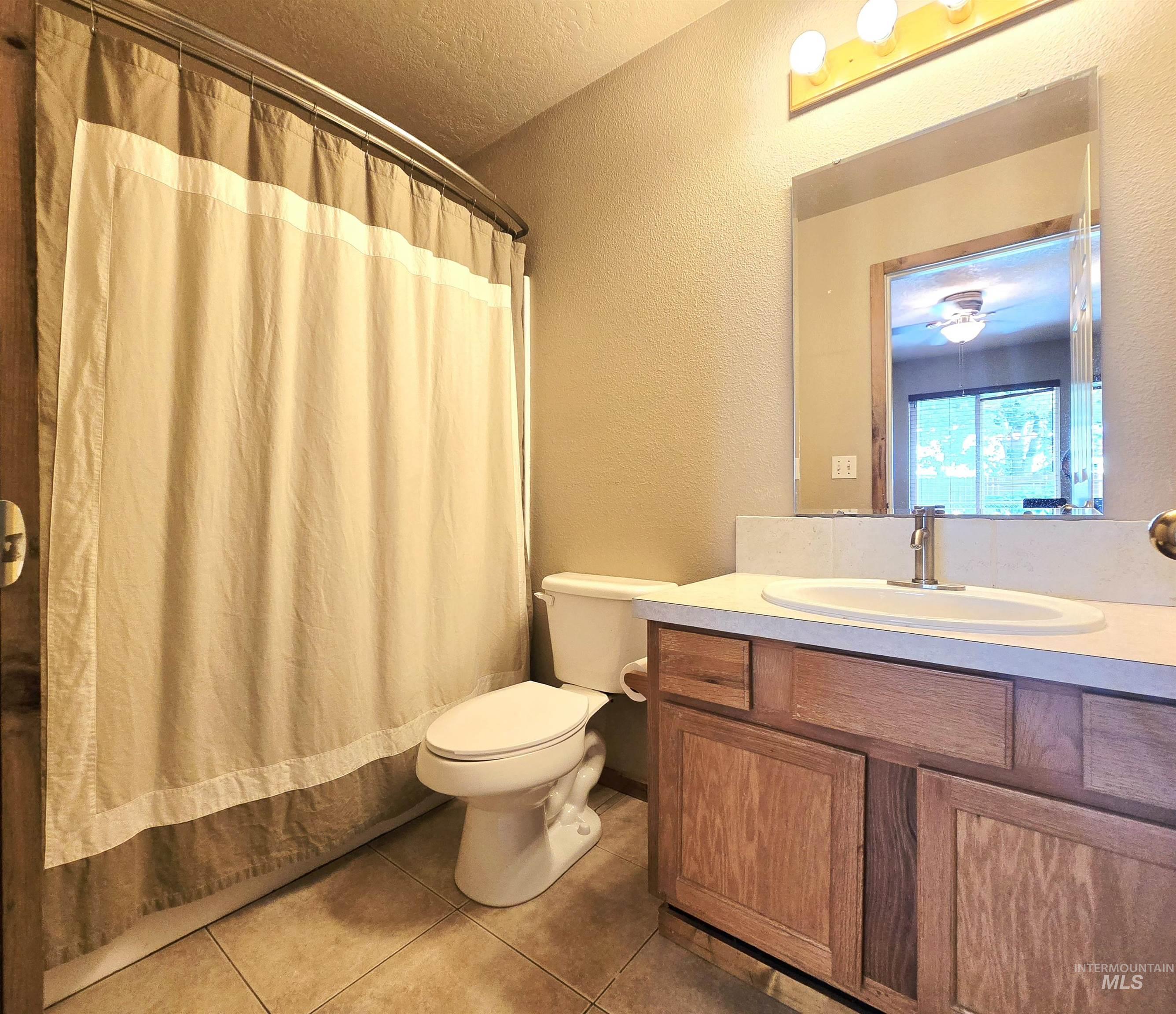 16209 Beckley Court Property Photo 9
