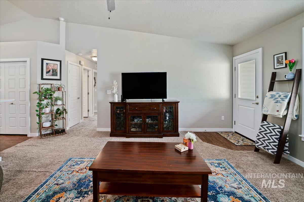 2727 E Apricot Dr Property Photo 20