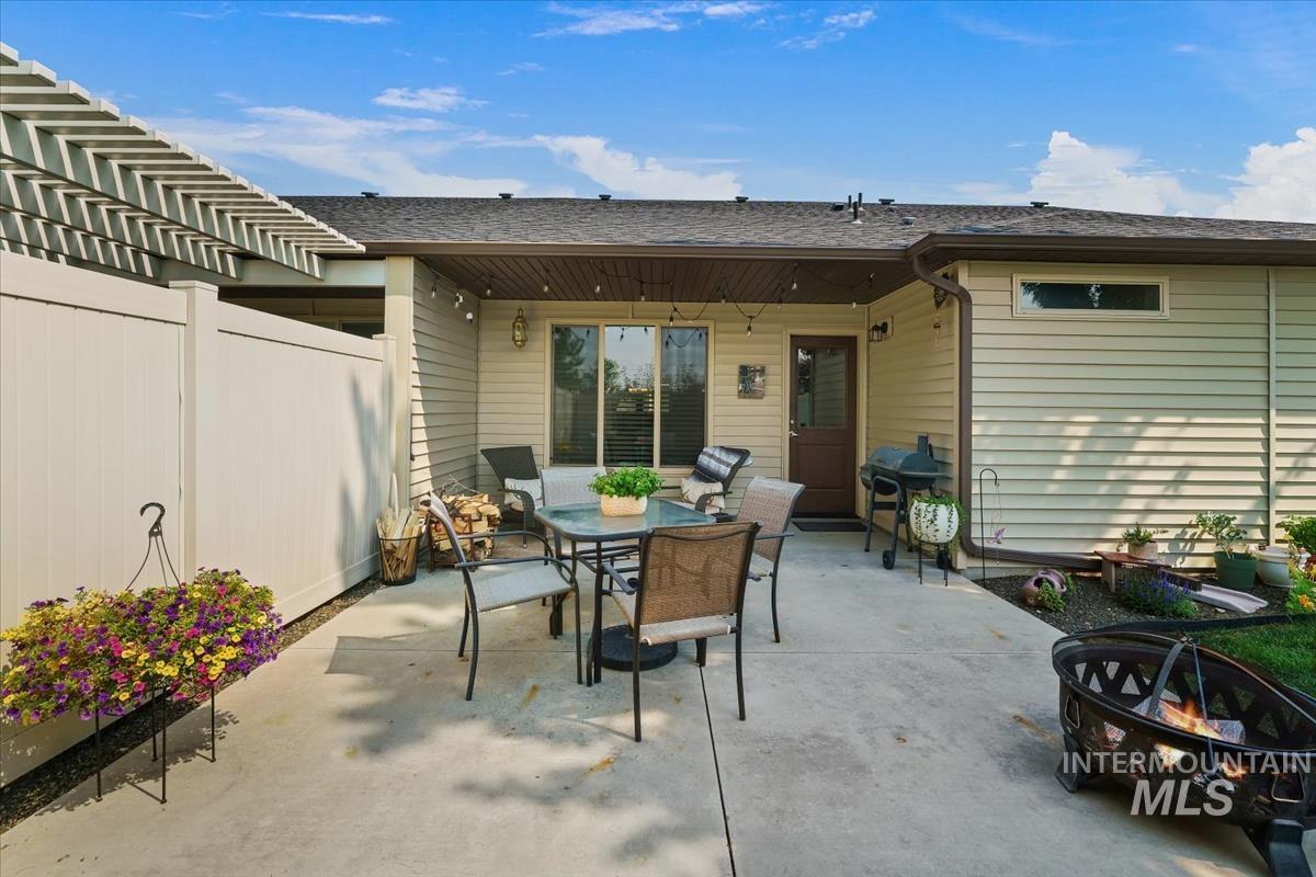 2727 E Apricot Dr Property Photo 34
