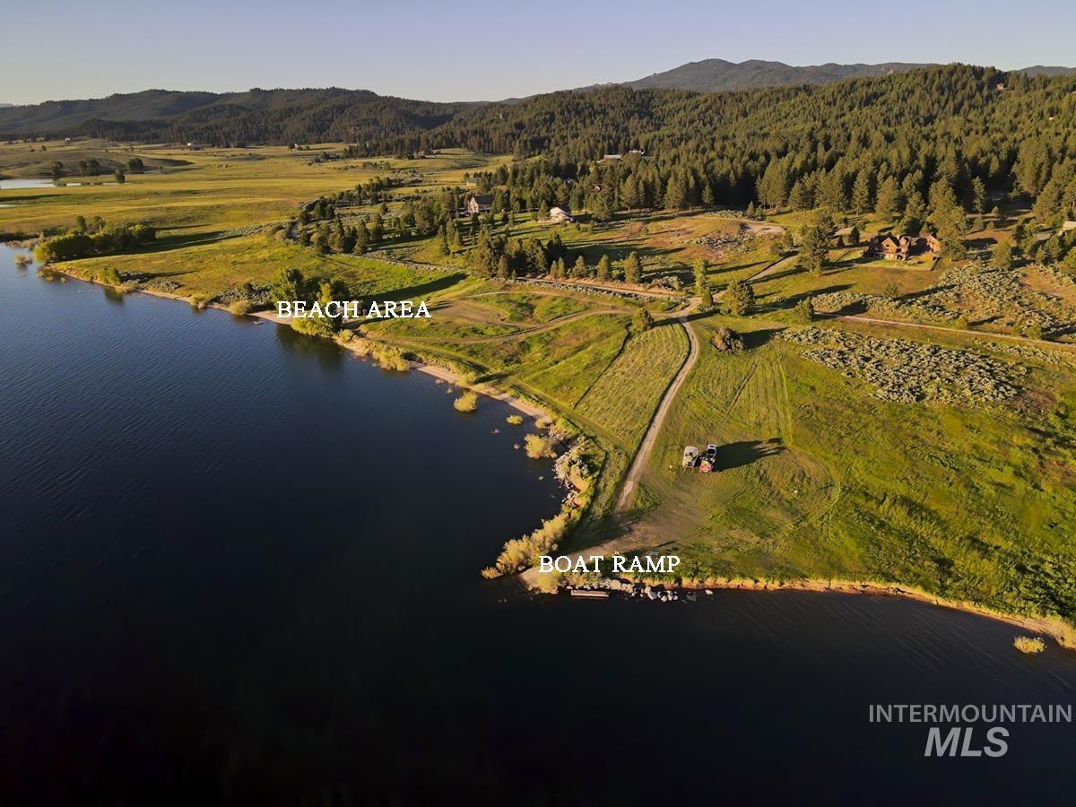 1765 Pine Lakes Ranch Drive Property Photo 7