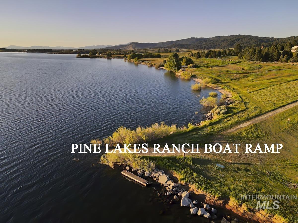 1765 Pine Lakes Ranch Drive Property Photo 10