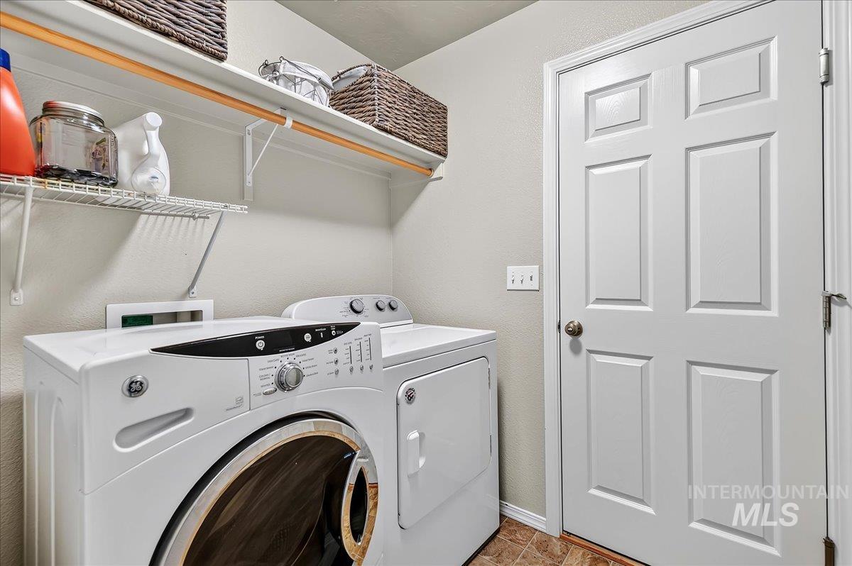 11803 Penobscot St Property Photo 26