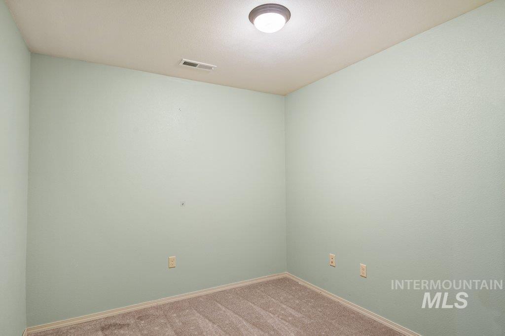1028 Granlund Rd Property Photo 38