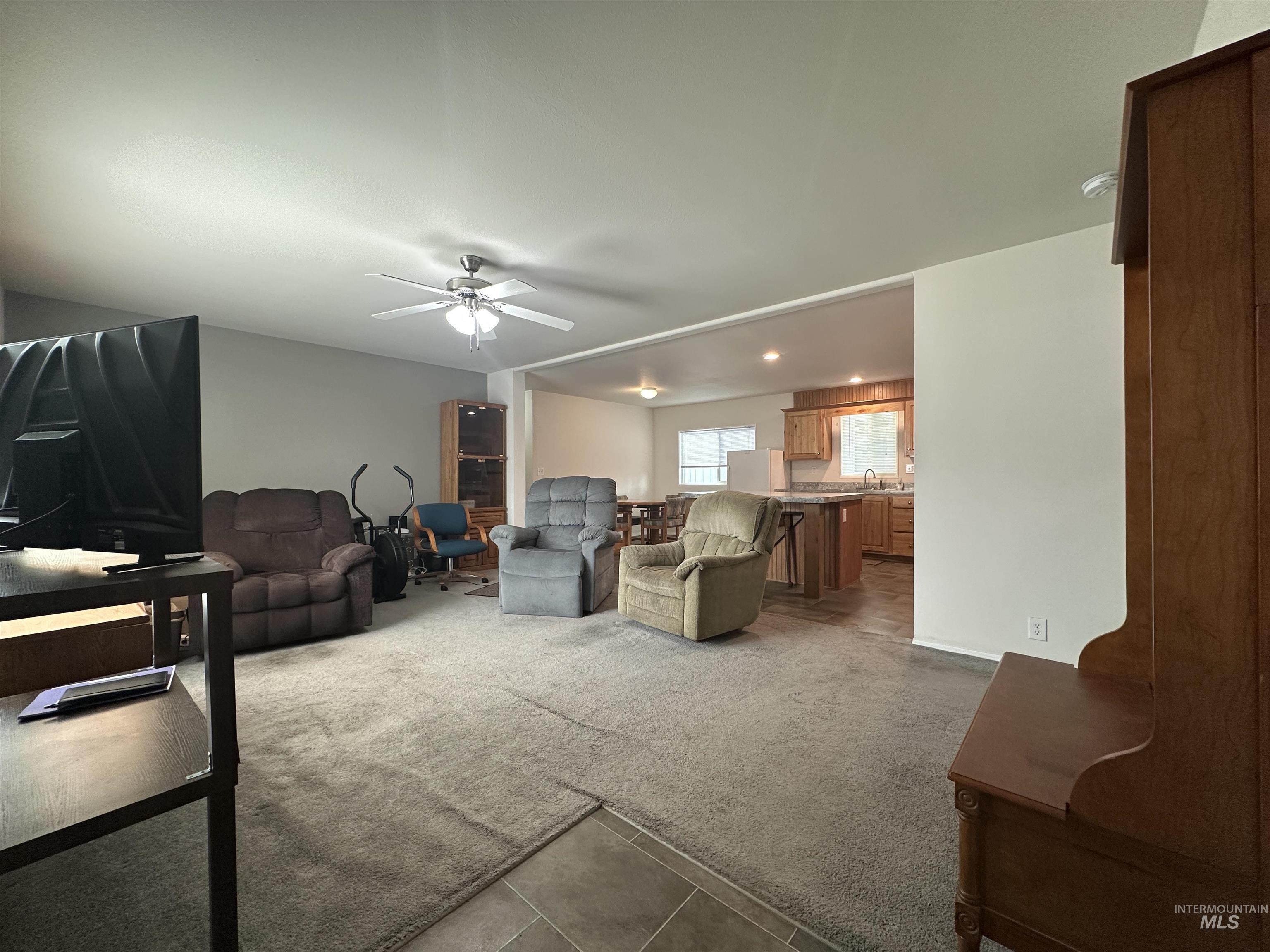 676 Liberty Lane Property Photo 2