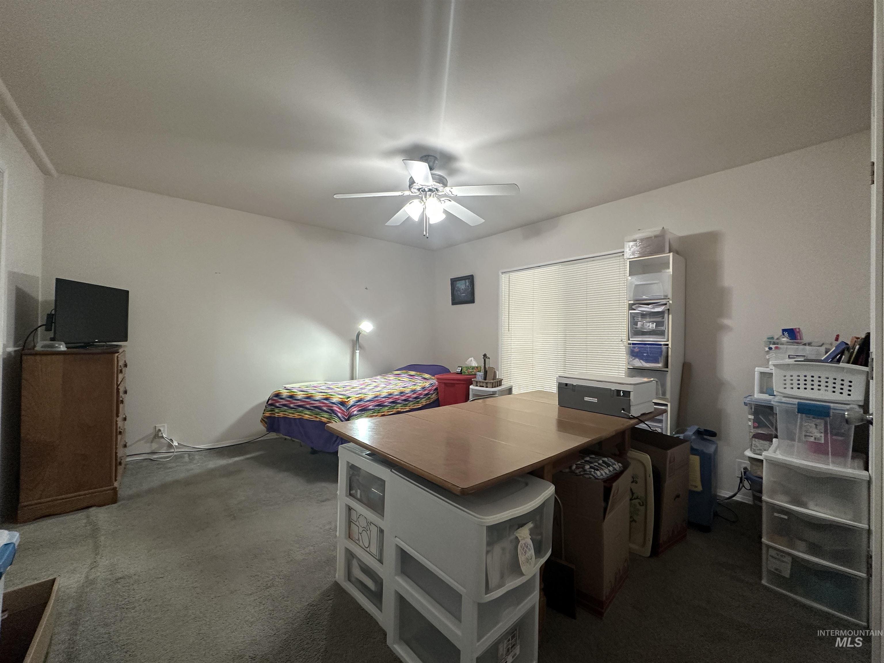 676 Liberty Lane Property Photo 6
