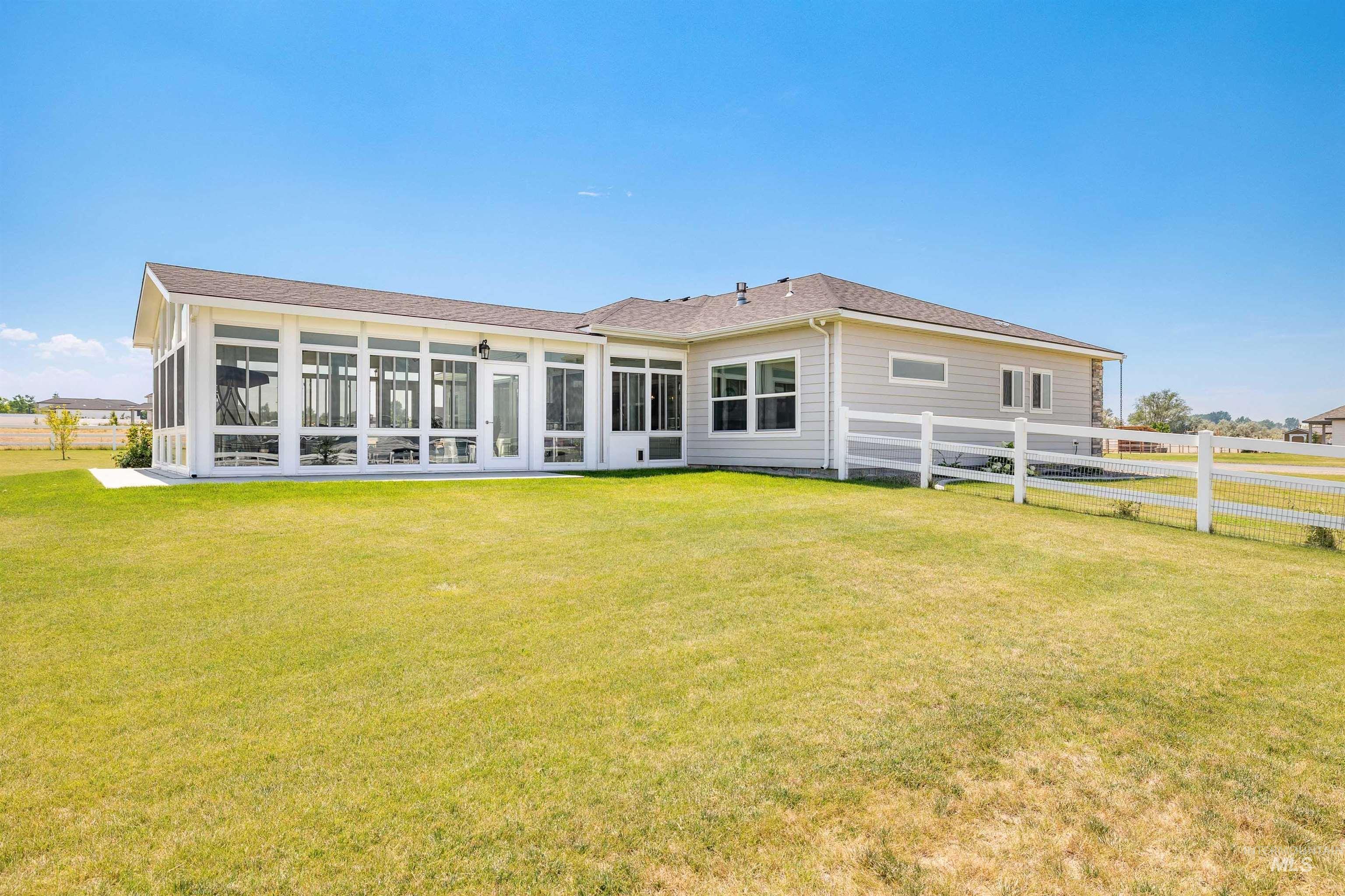 3742 N 2469 E Property Photo 3