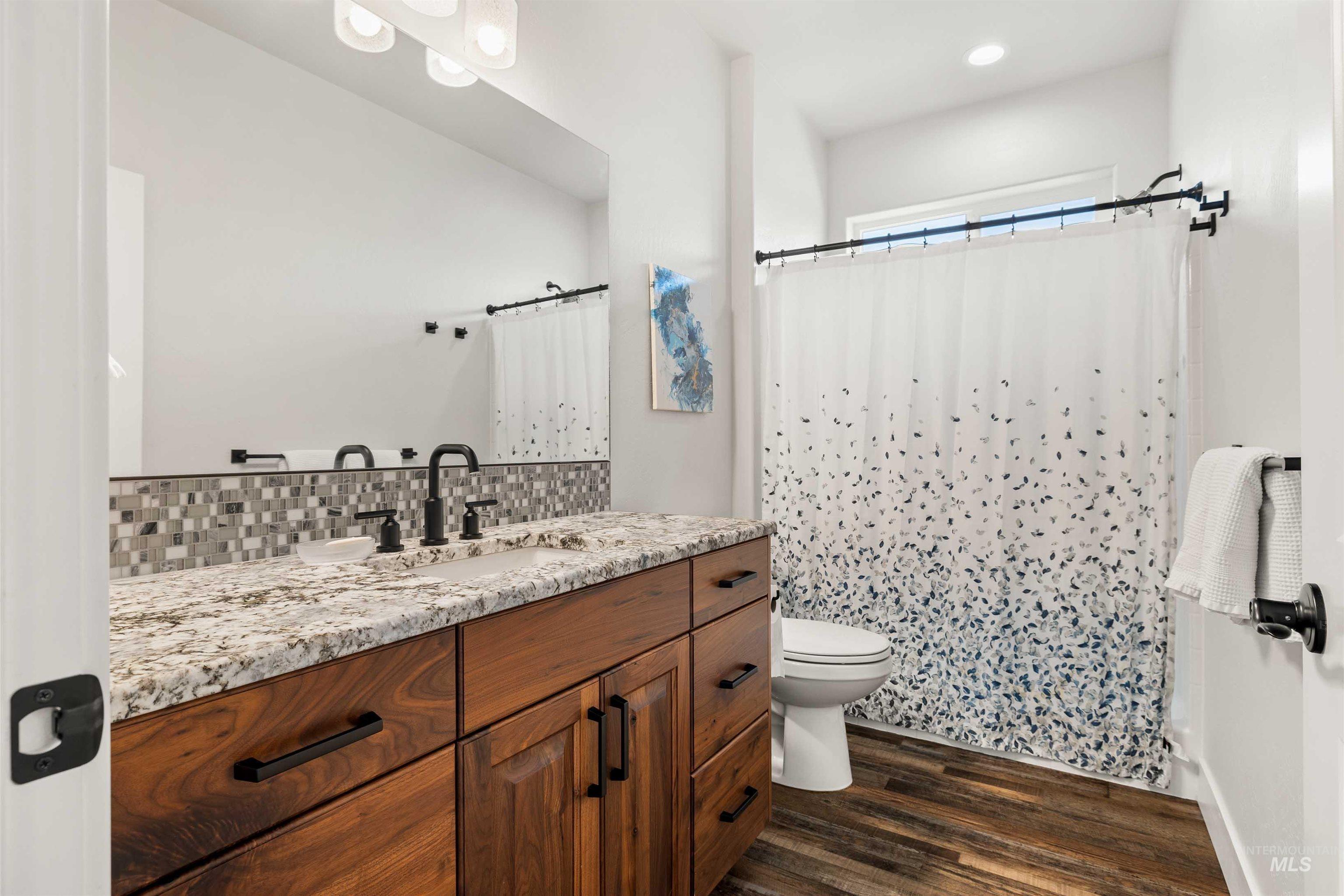 3742 N 2469 E Property Photo 21