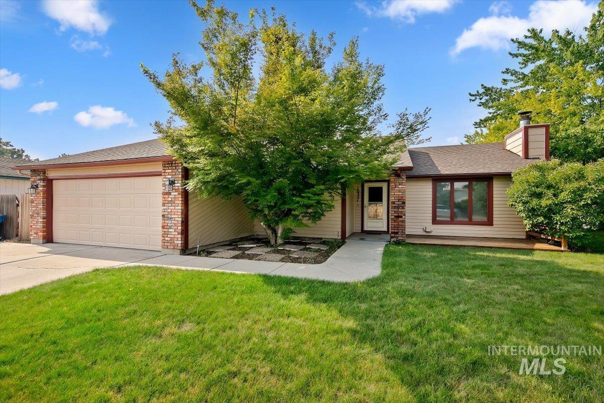 10321 W Macaw Ct
