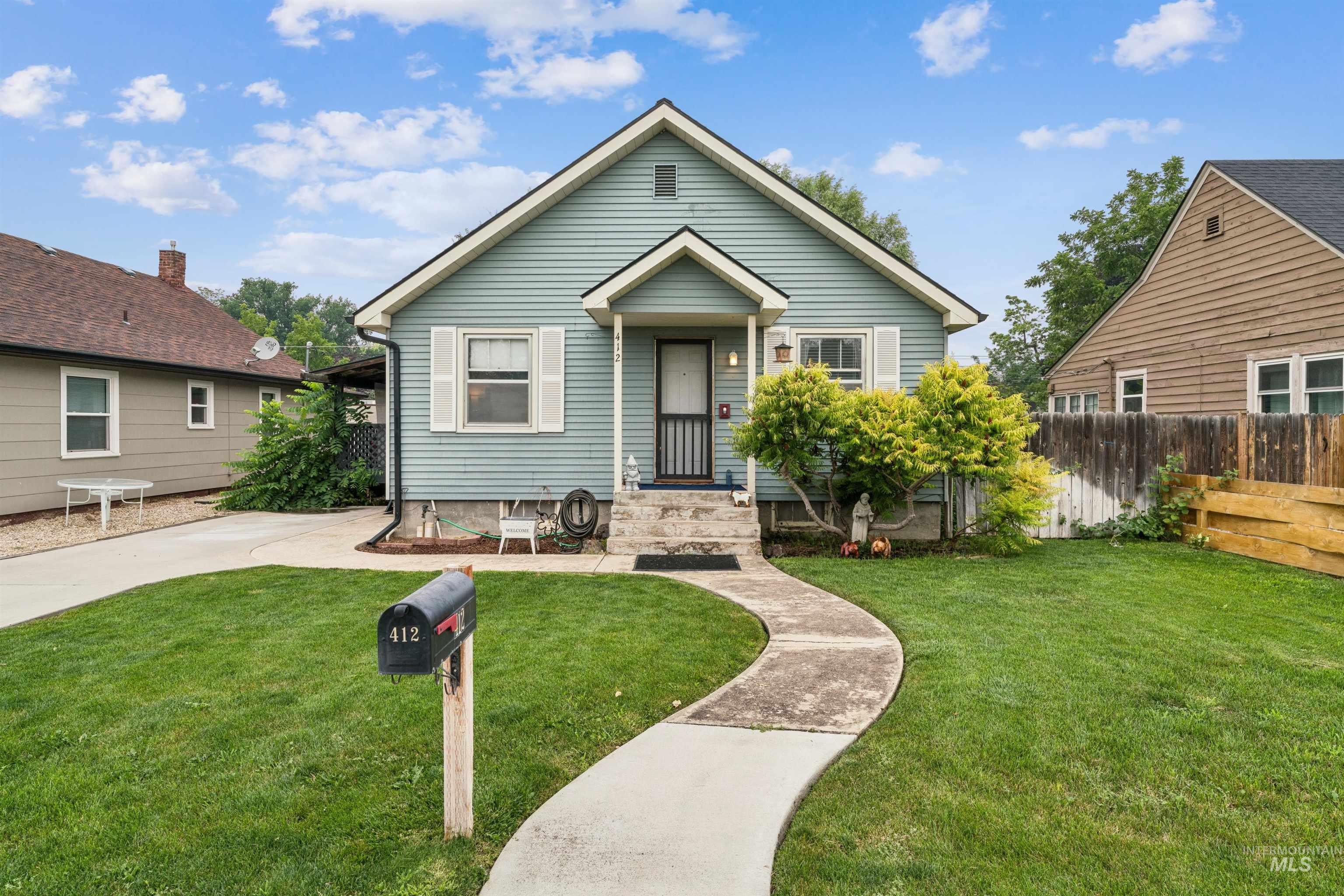 412 E Pine Avenue