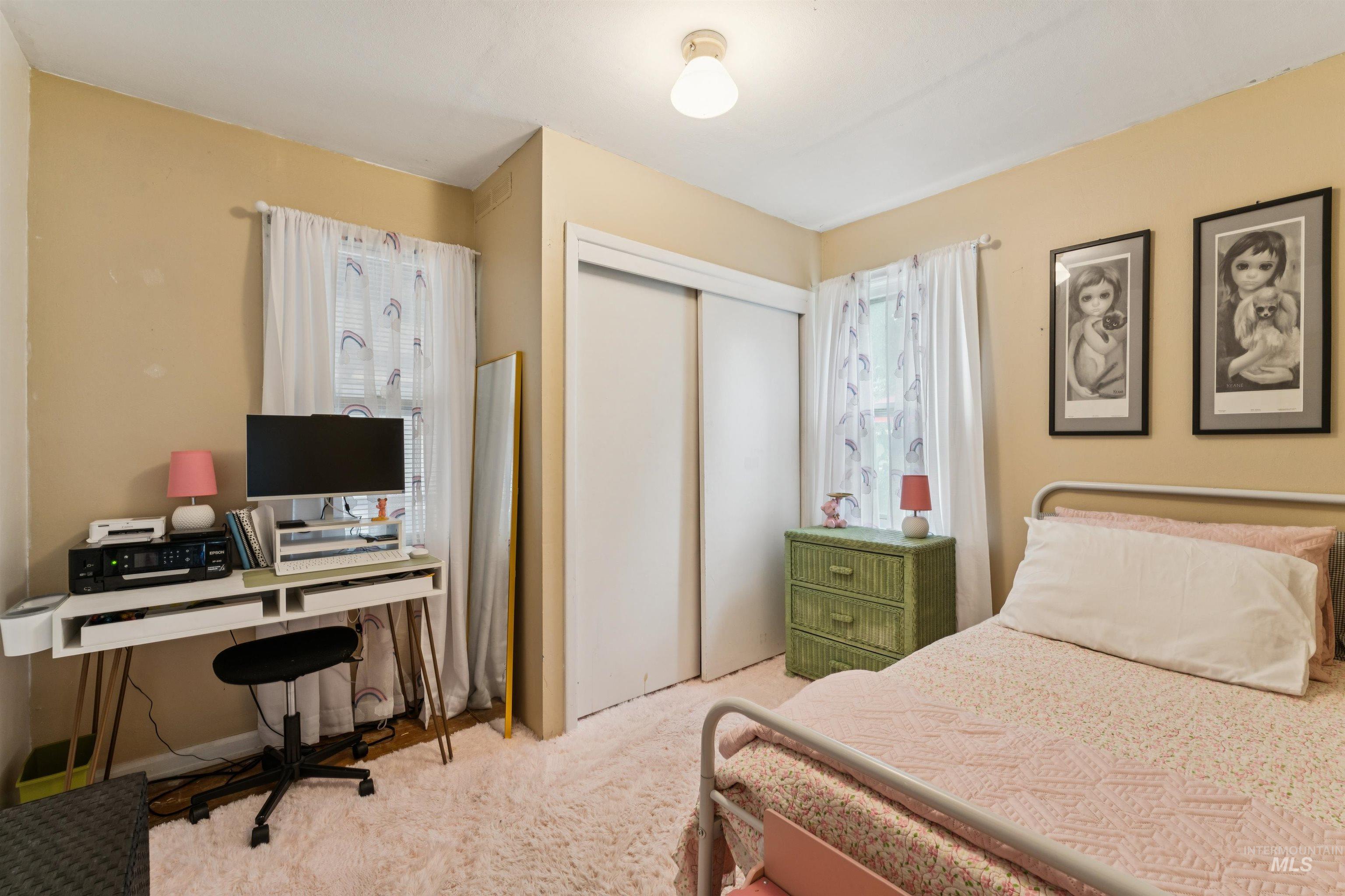 412 E Pine Avenue Property Photo 17