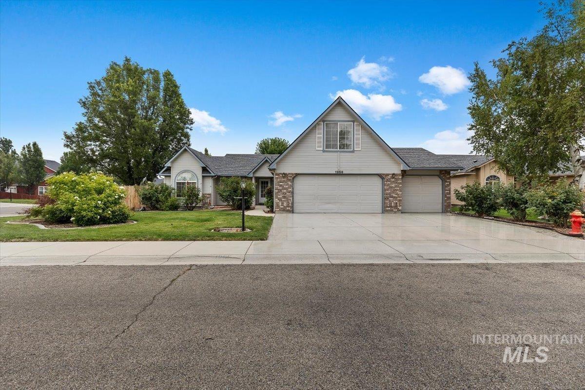 1256 N Legislative Way Property Photo 1