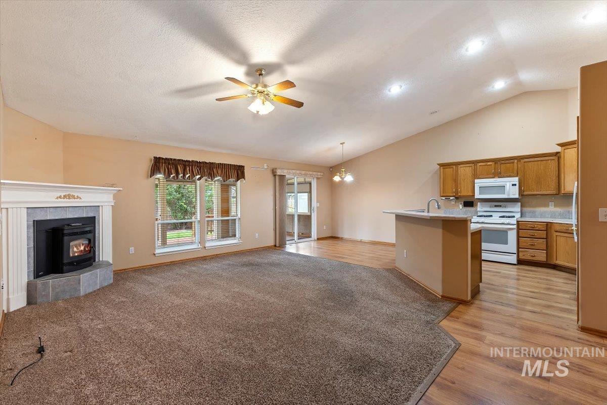 1256 N Legislative Way Property Photo 9