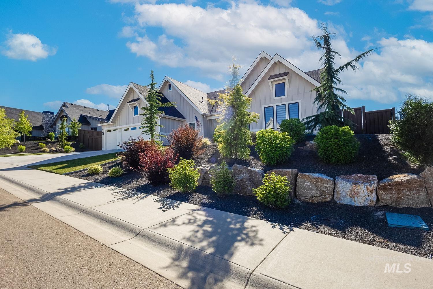 11329 N Elk Ridge Way Property Photo 3