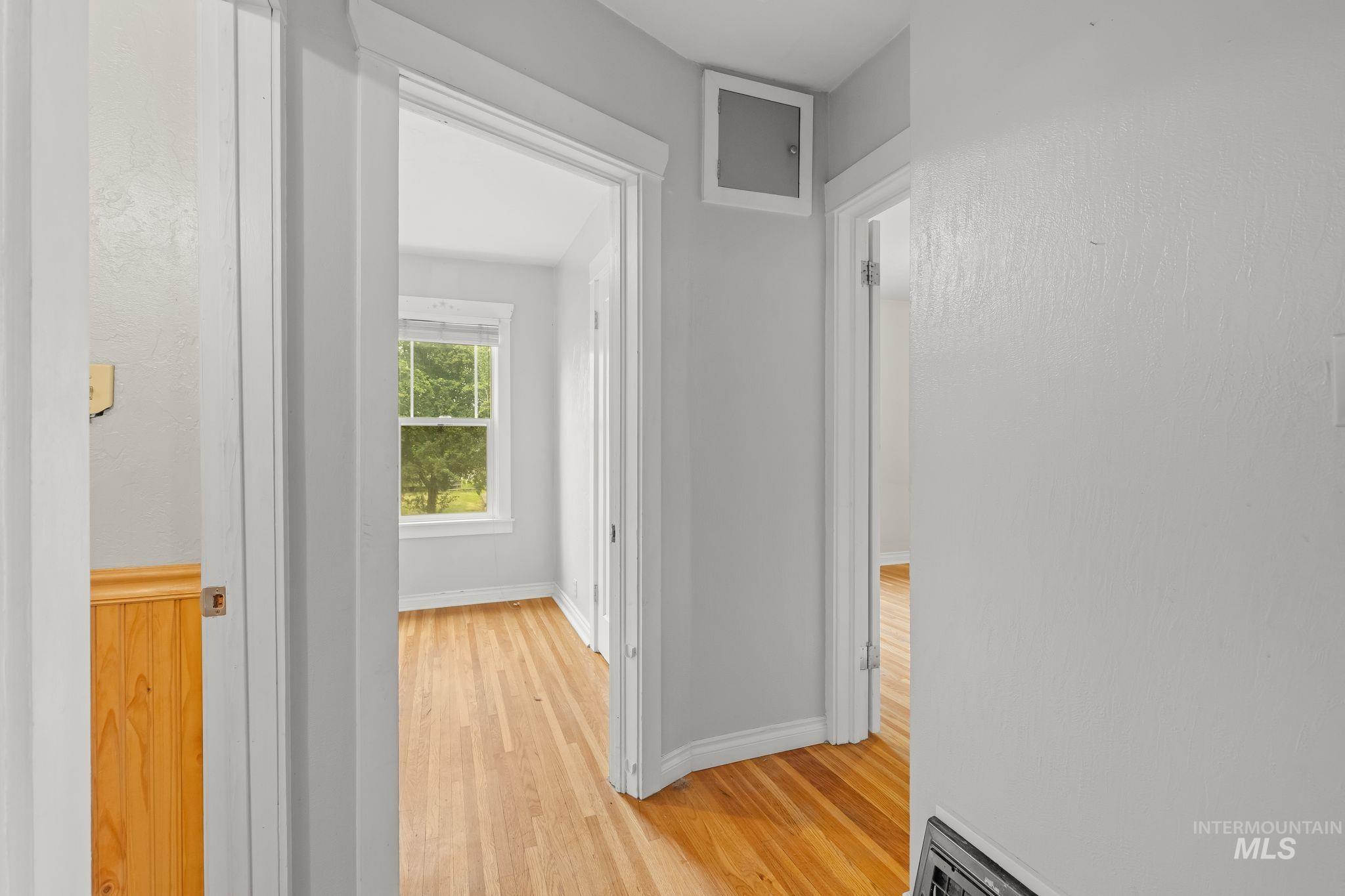 1517 11th Avenue Property Photo 8