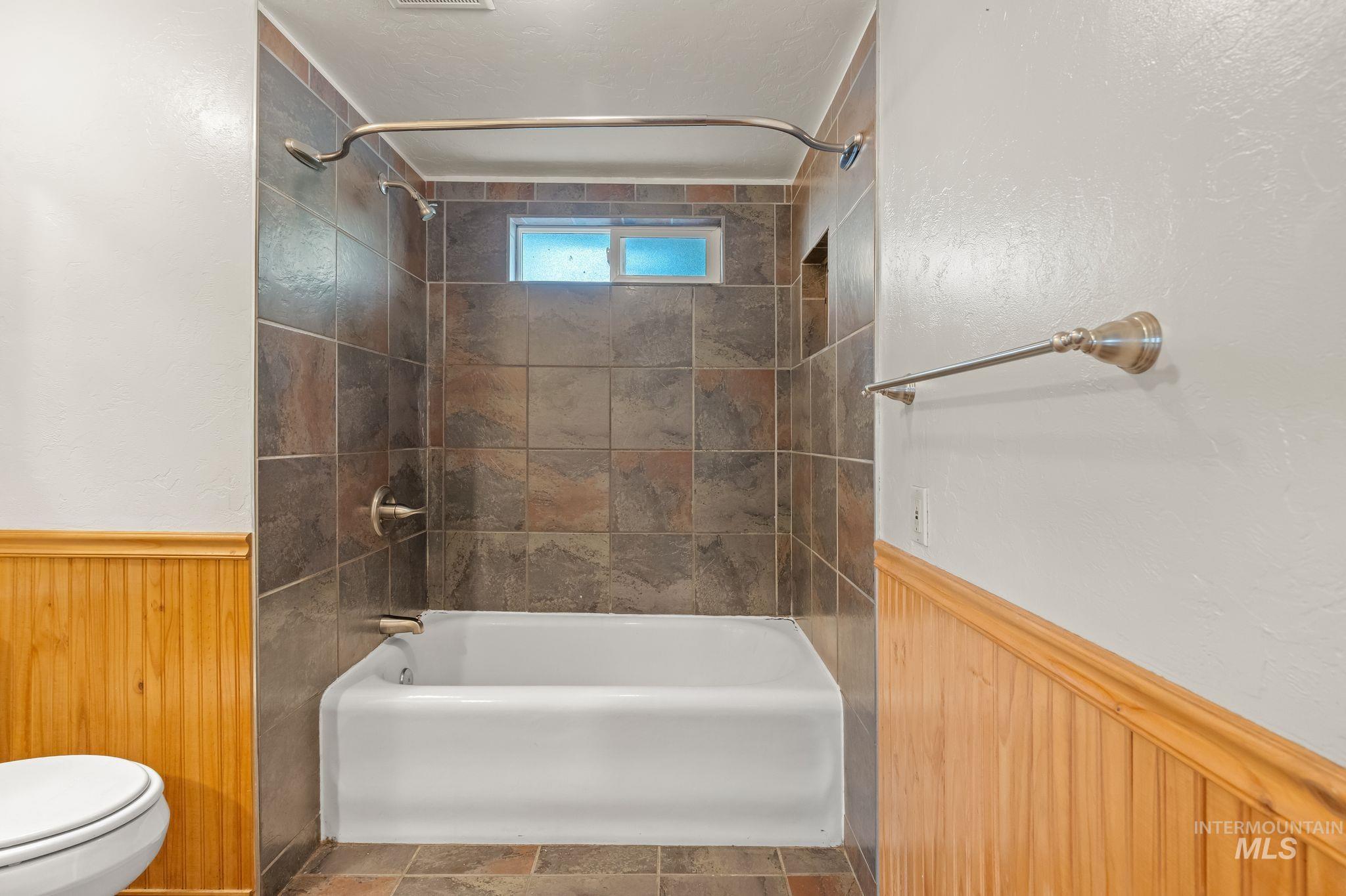 1517 11th Avenue Property Photo 13
