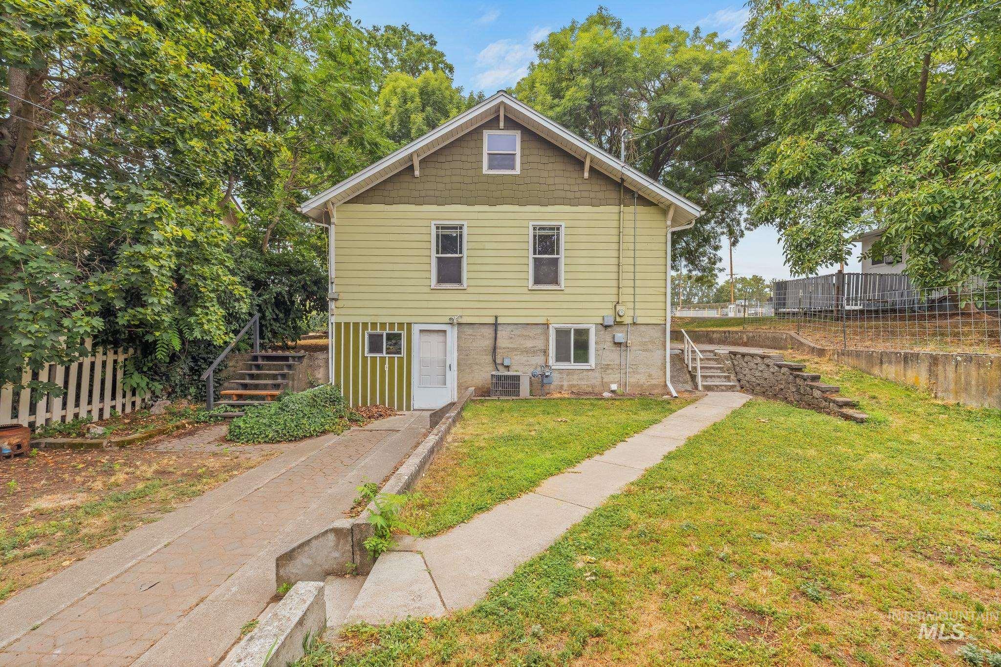 1517 11th Avenue Property Photo 21