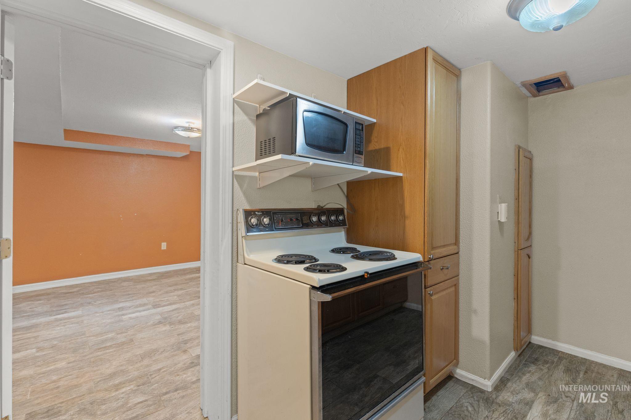 1517 11th Avenue Property Photo 29