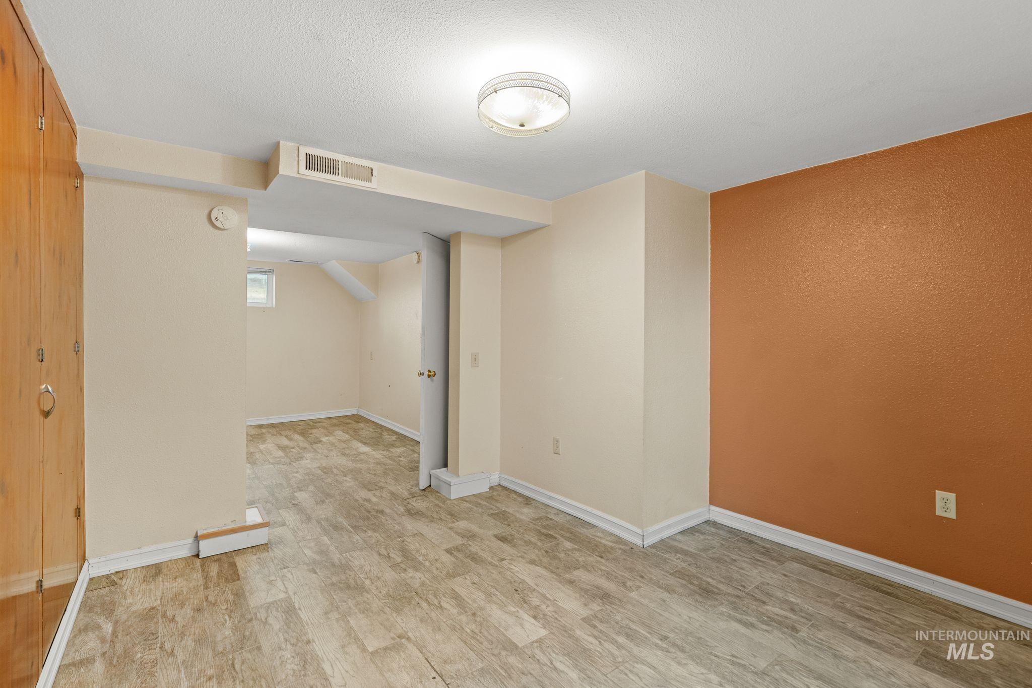 1517 11th Avenue Property Photo 35