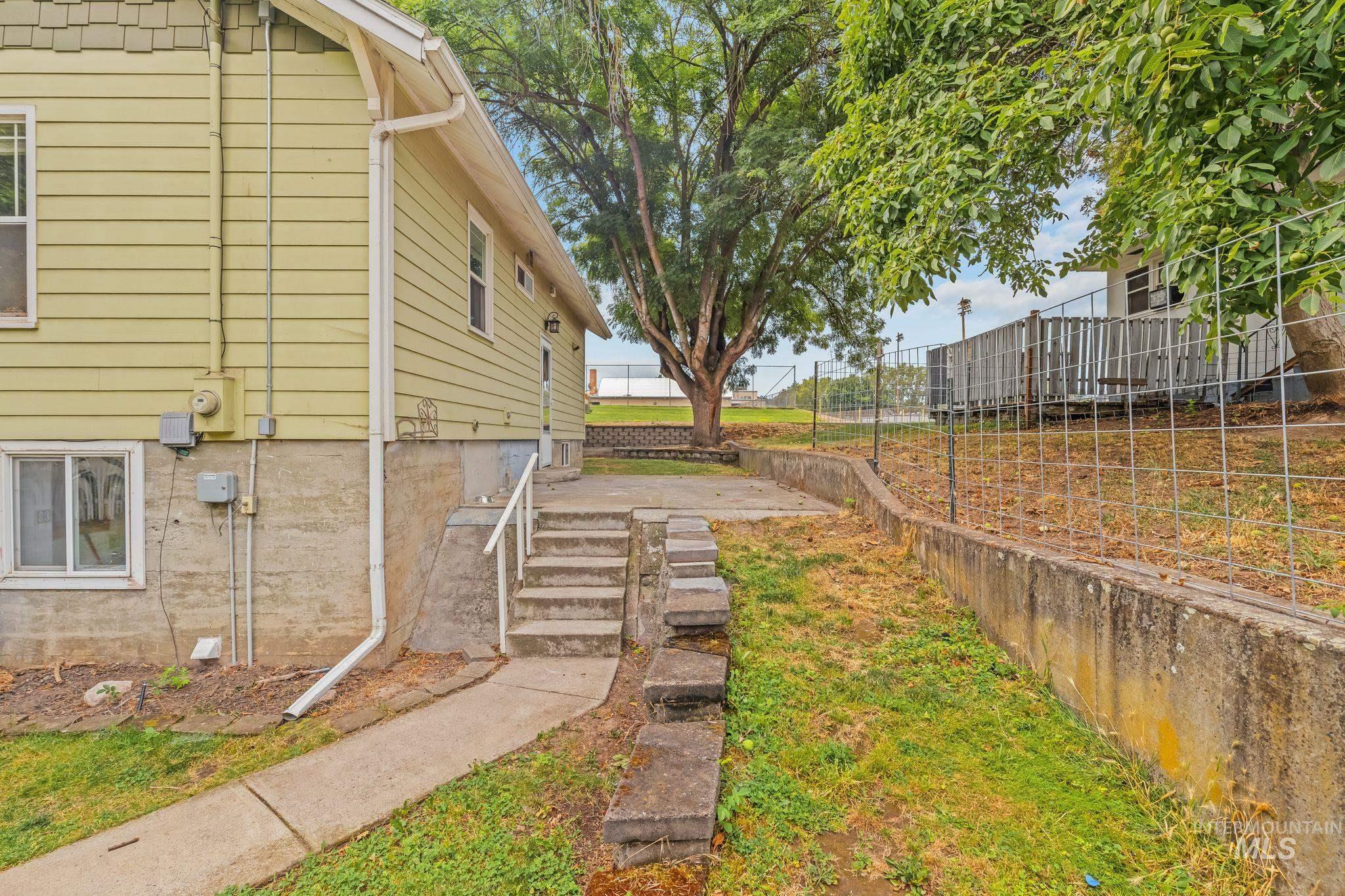 1517 11th Avenue Property Photo 43