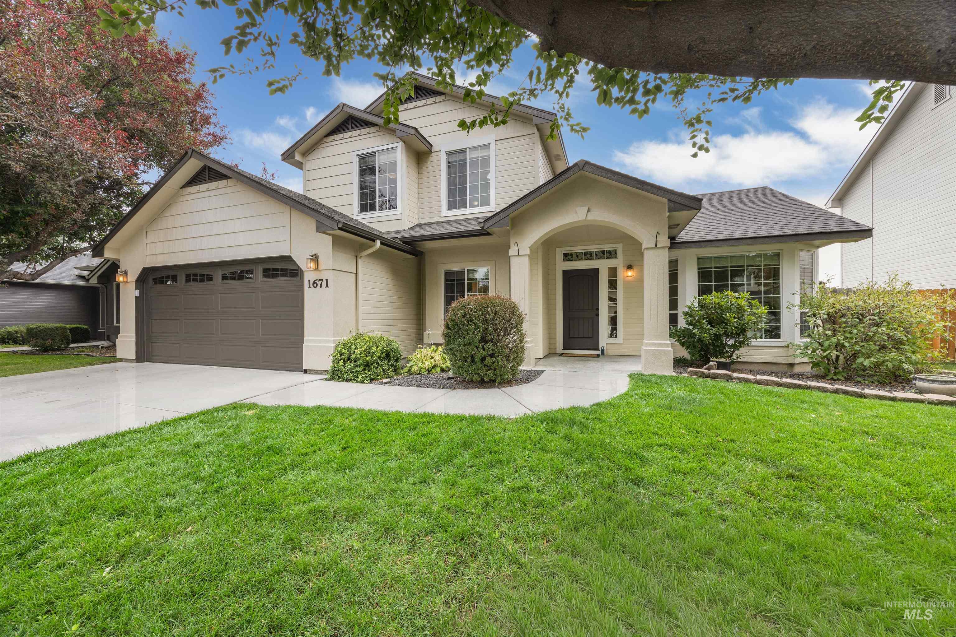 1671 W Apgar Creek Dr. Property Photo 4