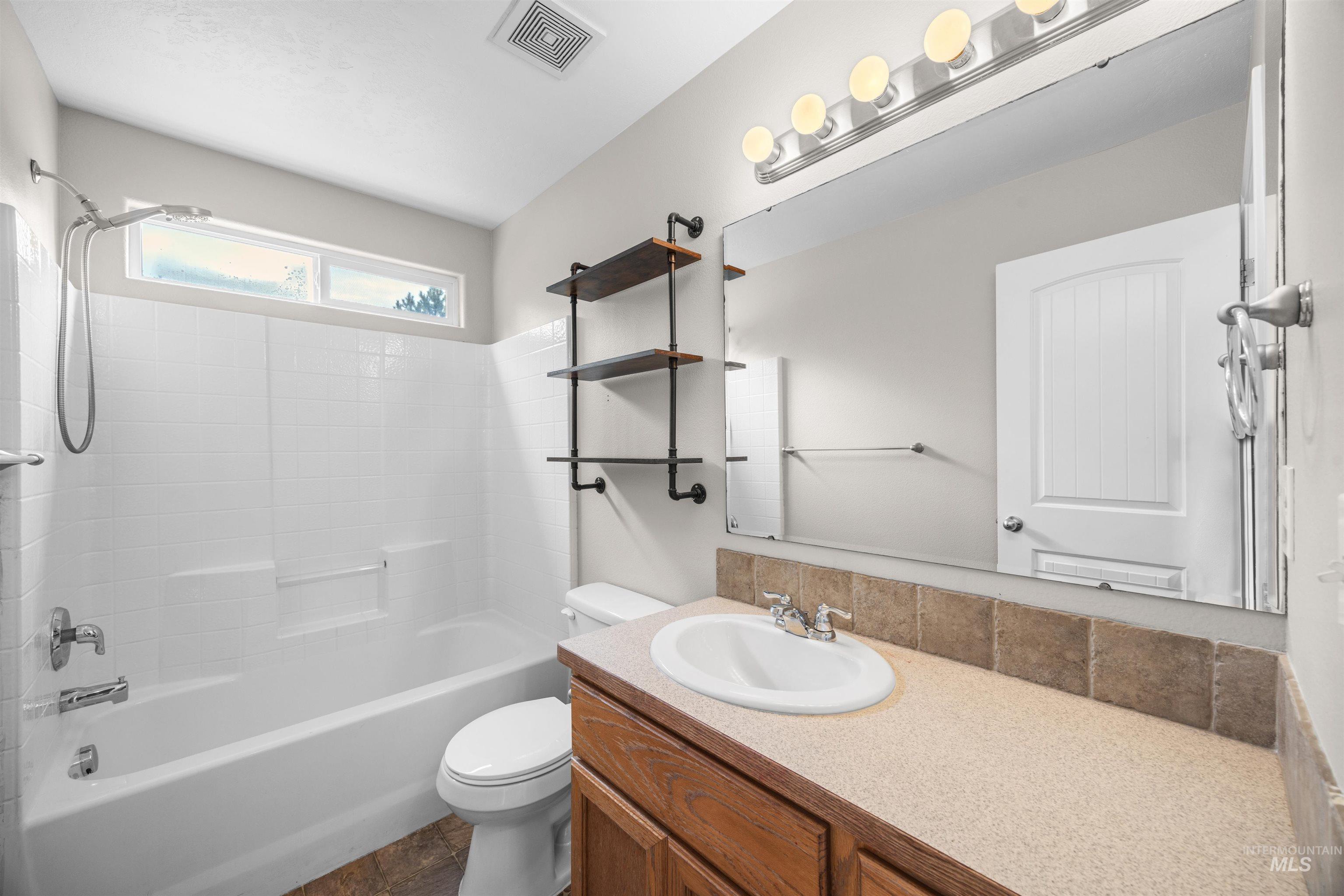 1671 W Apgar Creek Dr. Property Photo 29