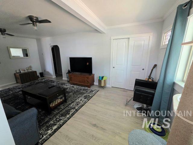 411 29th St Property Photo 4