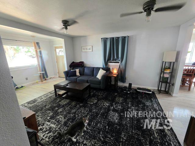 411 29th St Property Photo 5