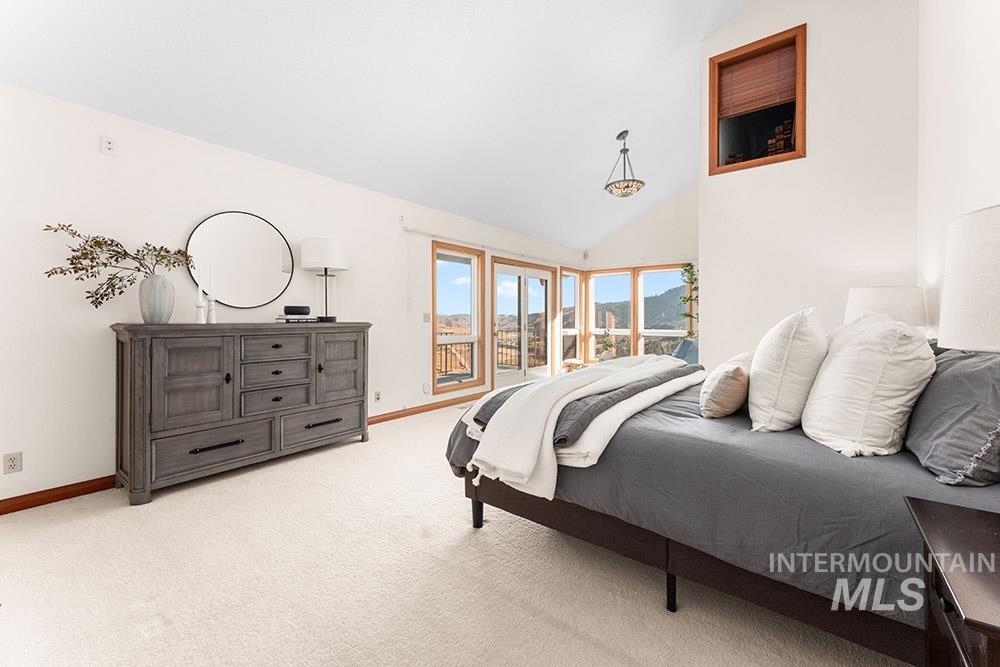 41 Whitehawk Way Property Photo 15