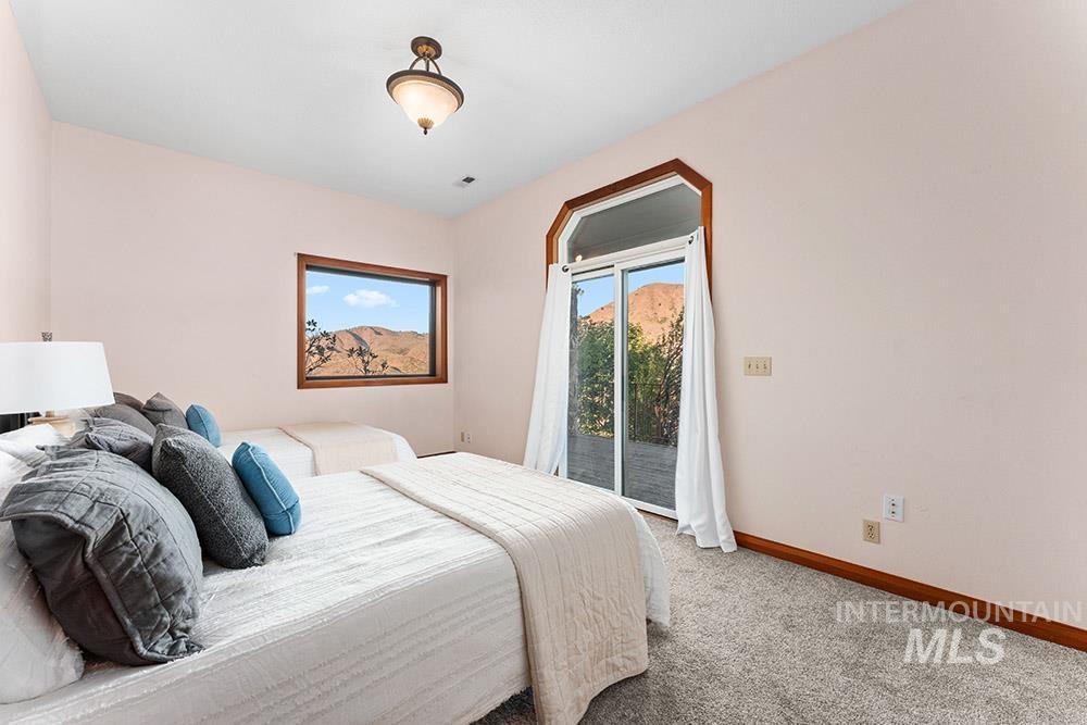 41 Whitehawk Way Property Photo 23