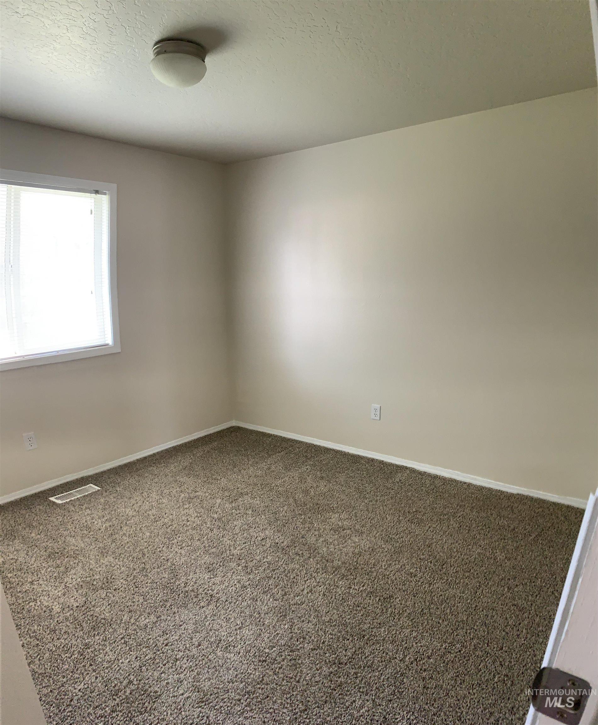 509 Cedar Park Ln Property Photo 7