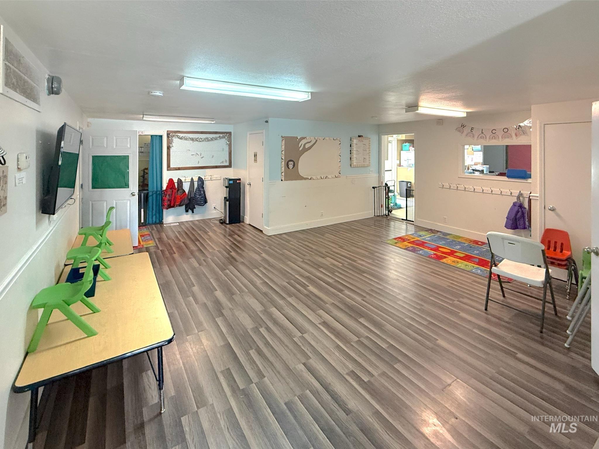 7509 W Camas St Property Photo 4