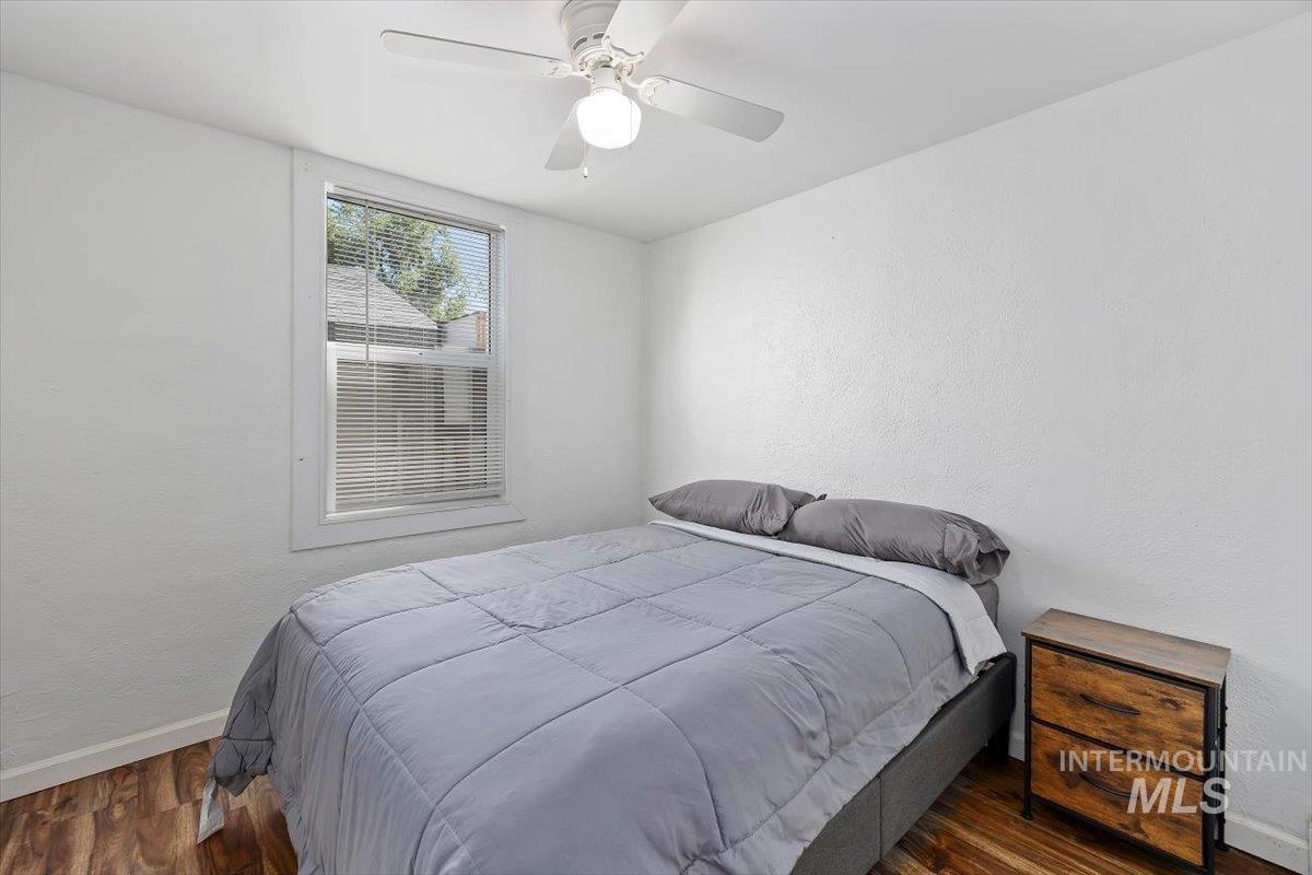 430 Eden St N Property Photo 15
