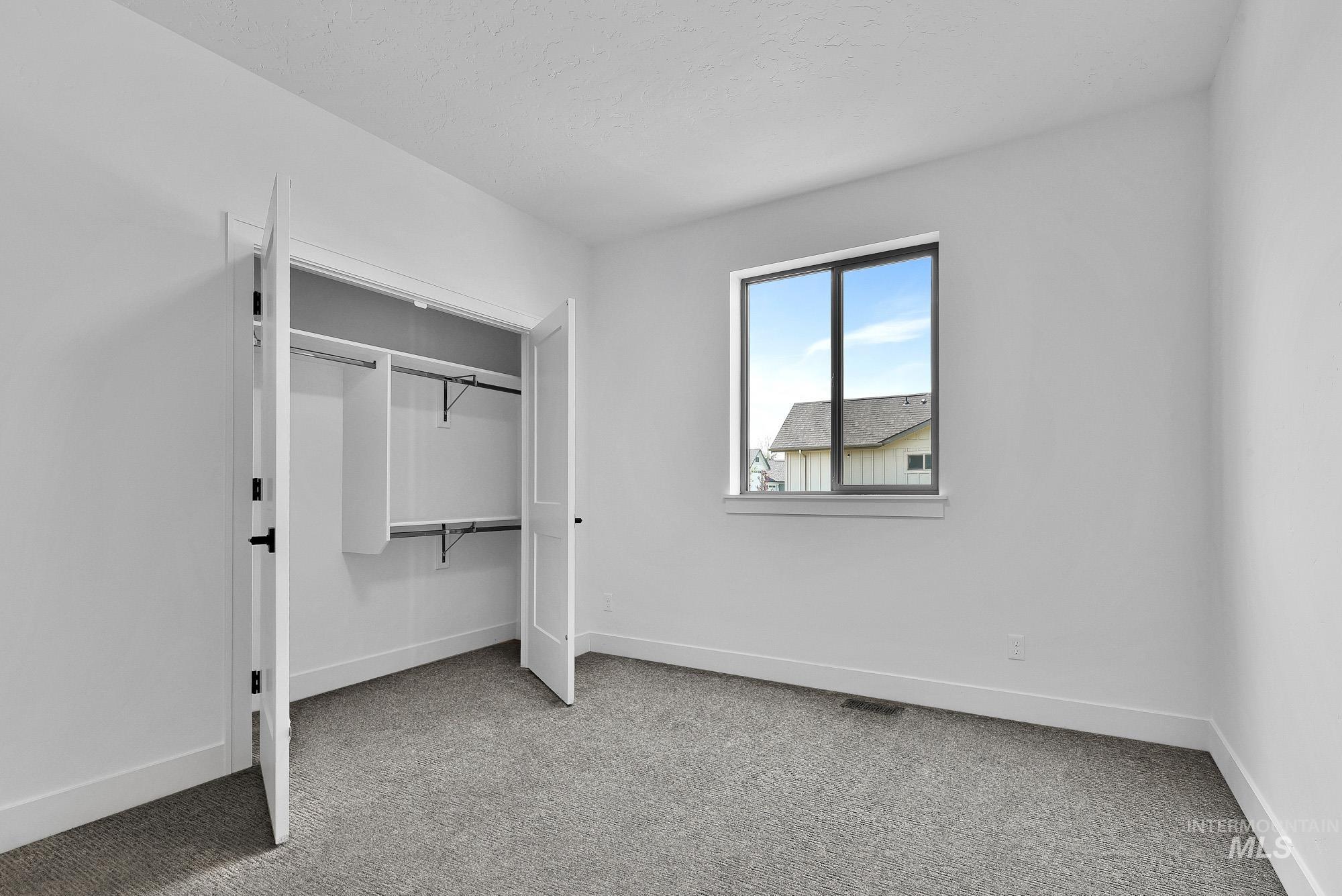 9750 W Snow Wolf Ln Property Photo 12