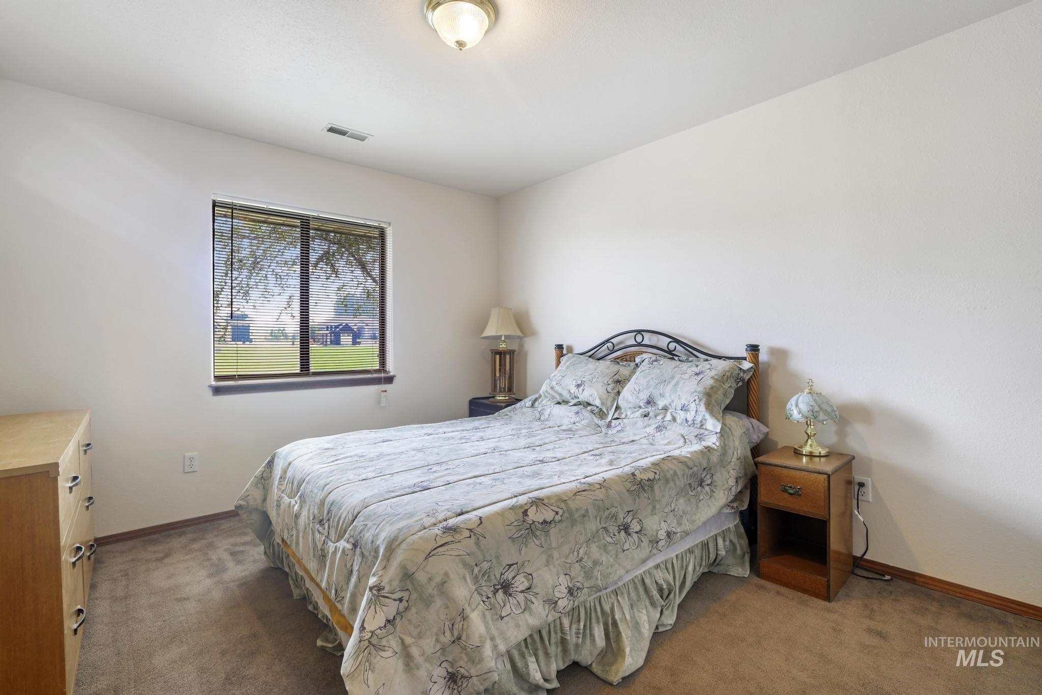 35 Sun Meadows E Property Photo 21