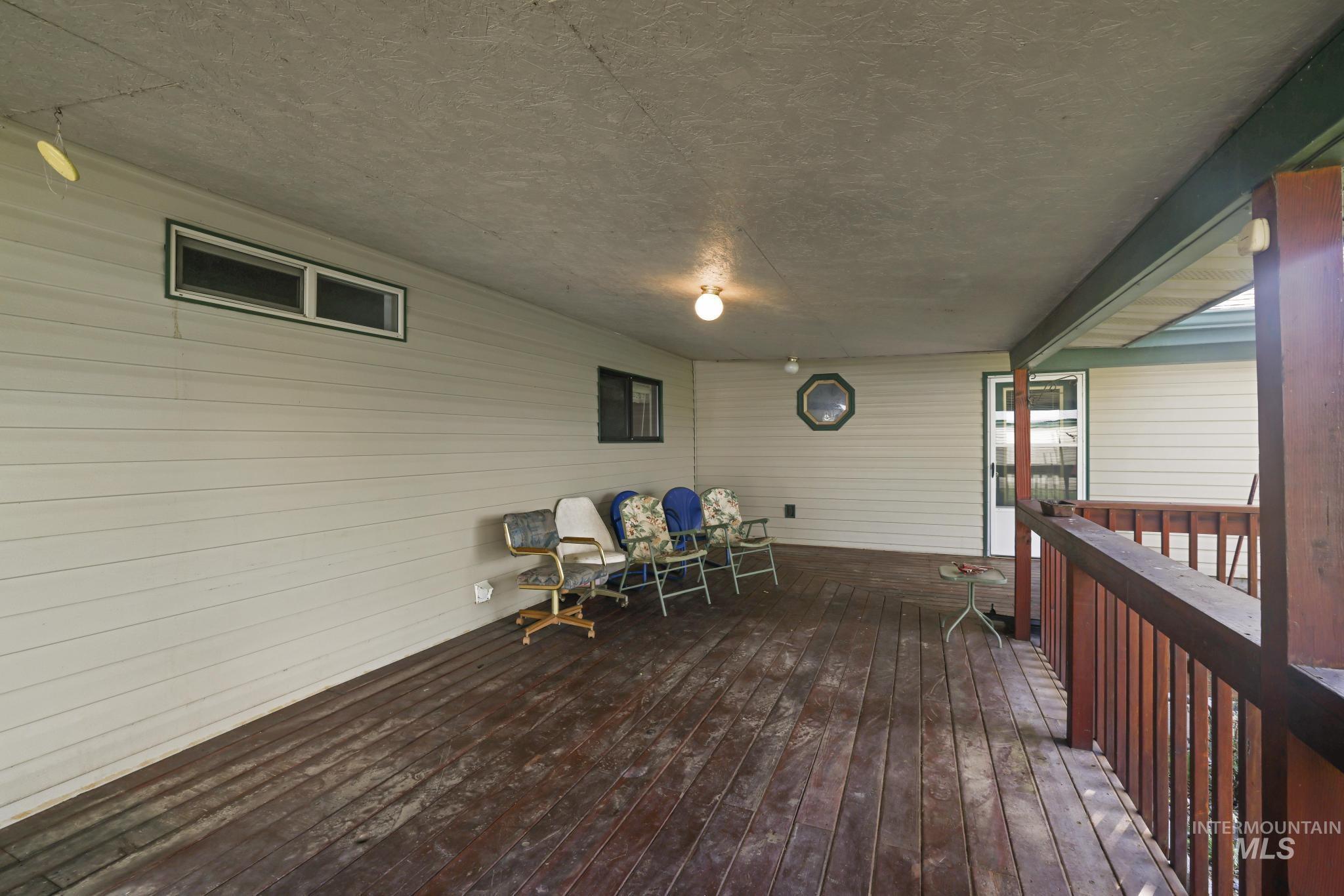 35 Sun Meadows E Property Photo 28