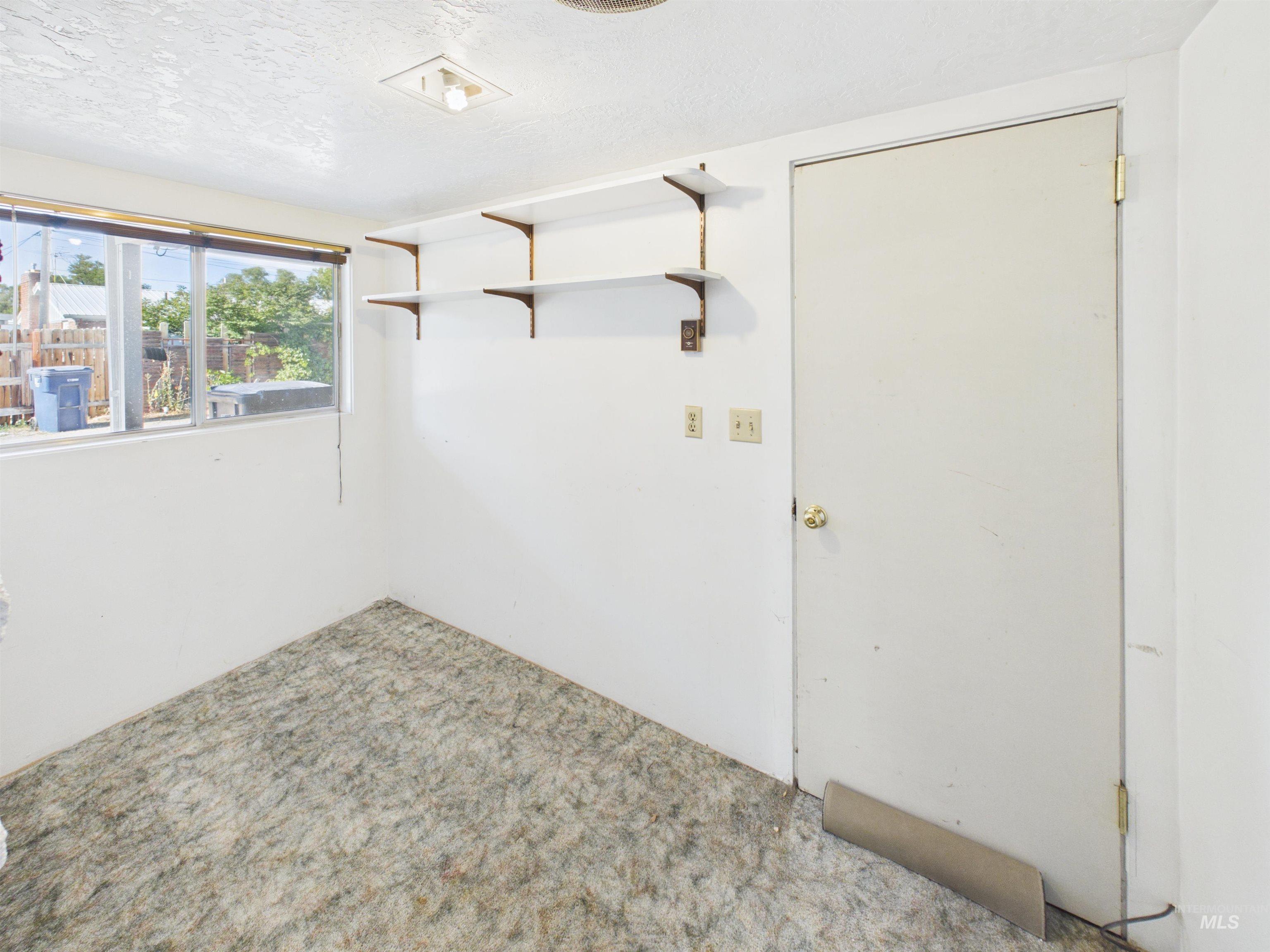 334 S 4th Street Property Photo 30